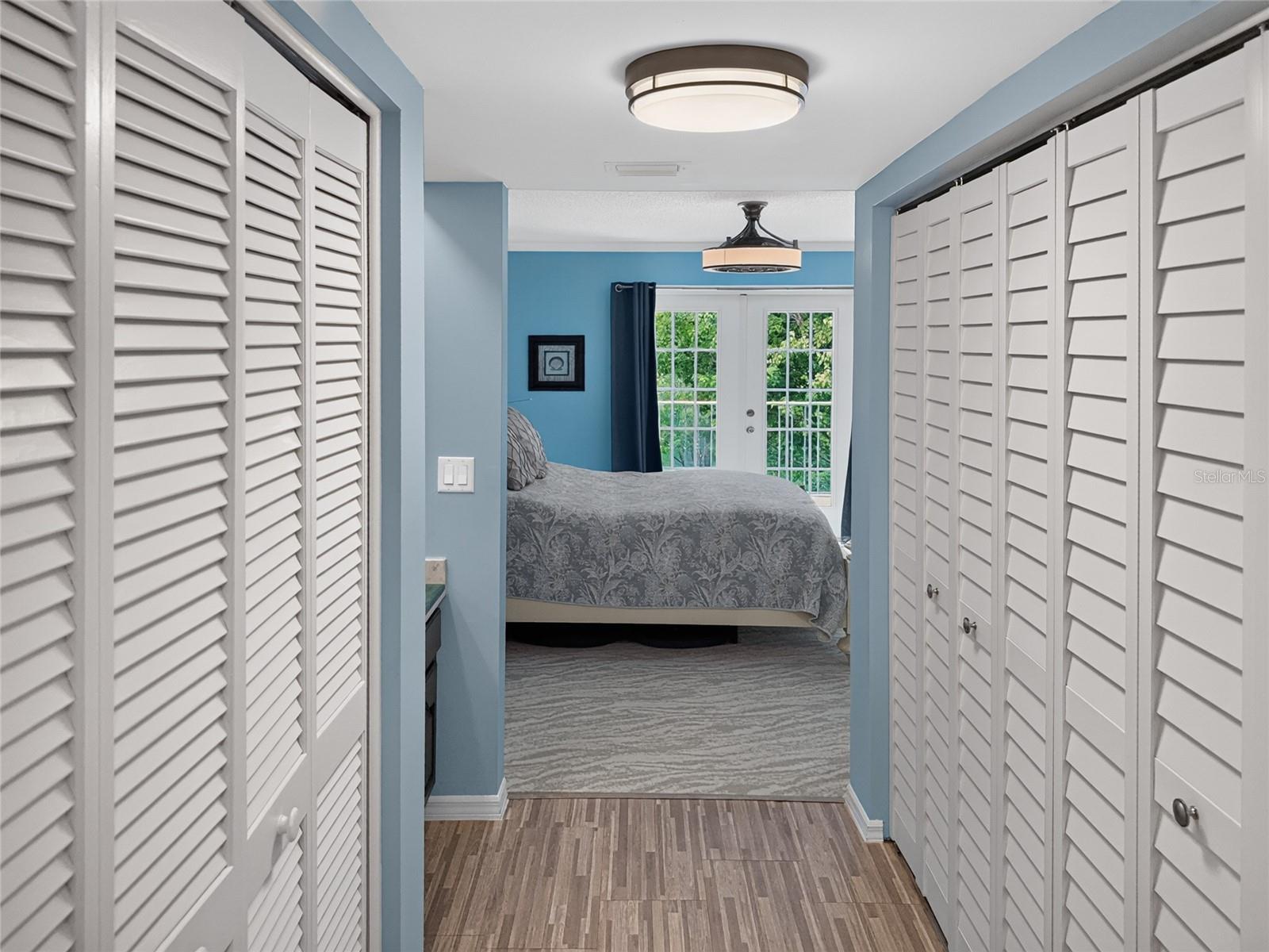 WESTCHESTER LAKE CONDO - Residential