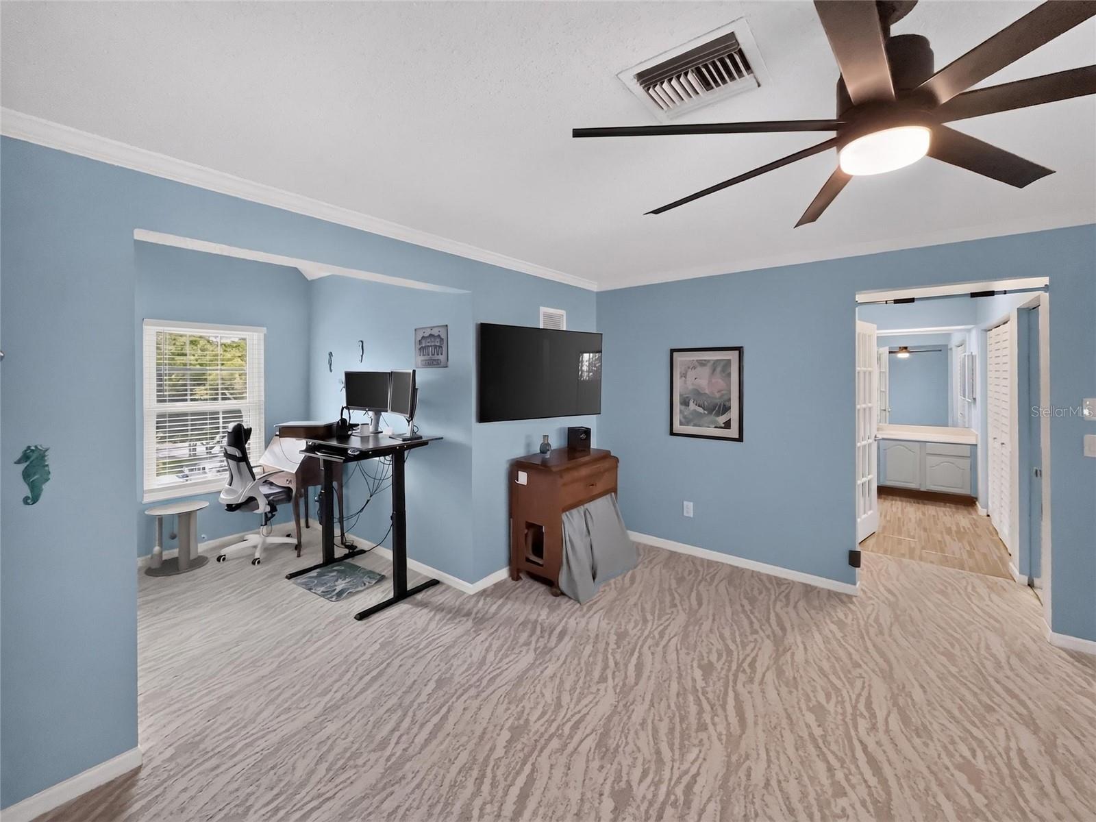 WESTCHESTER LAKE CONDO - Residential