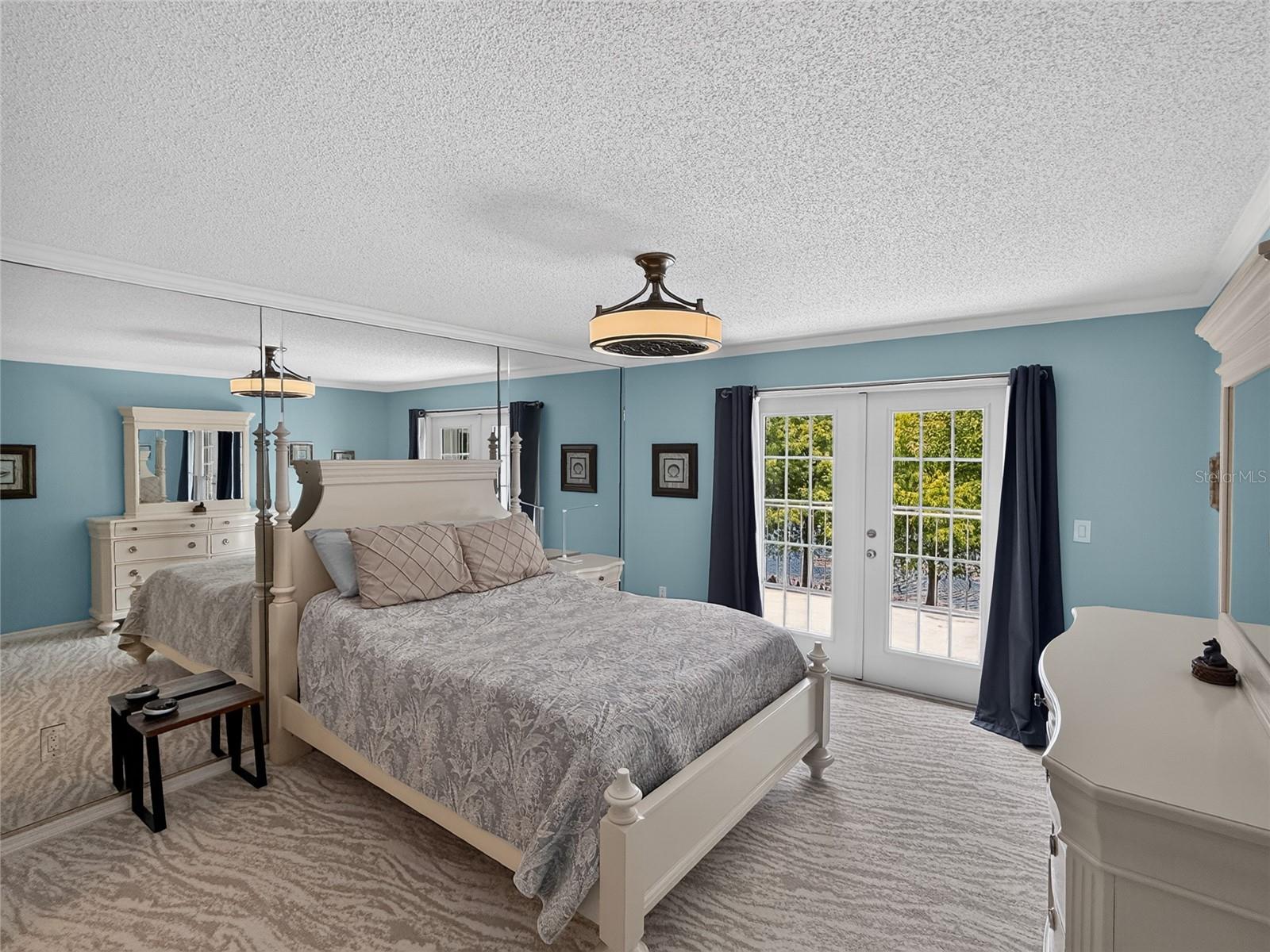 WESTCHESTER LAKE CONDO - Residential