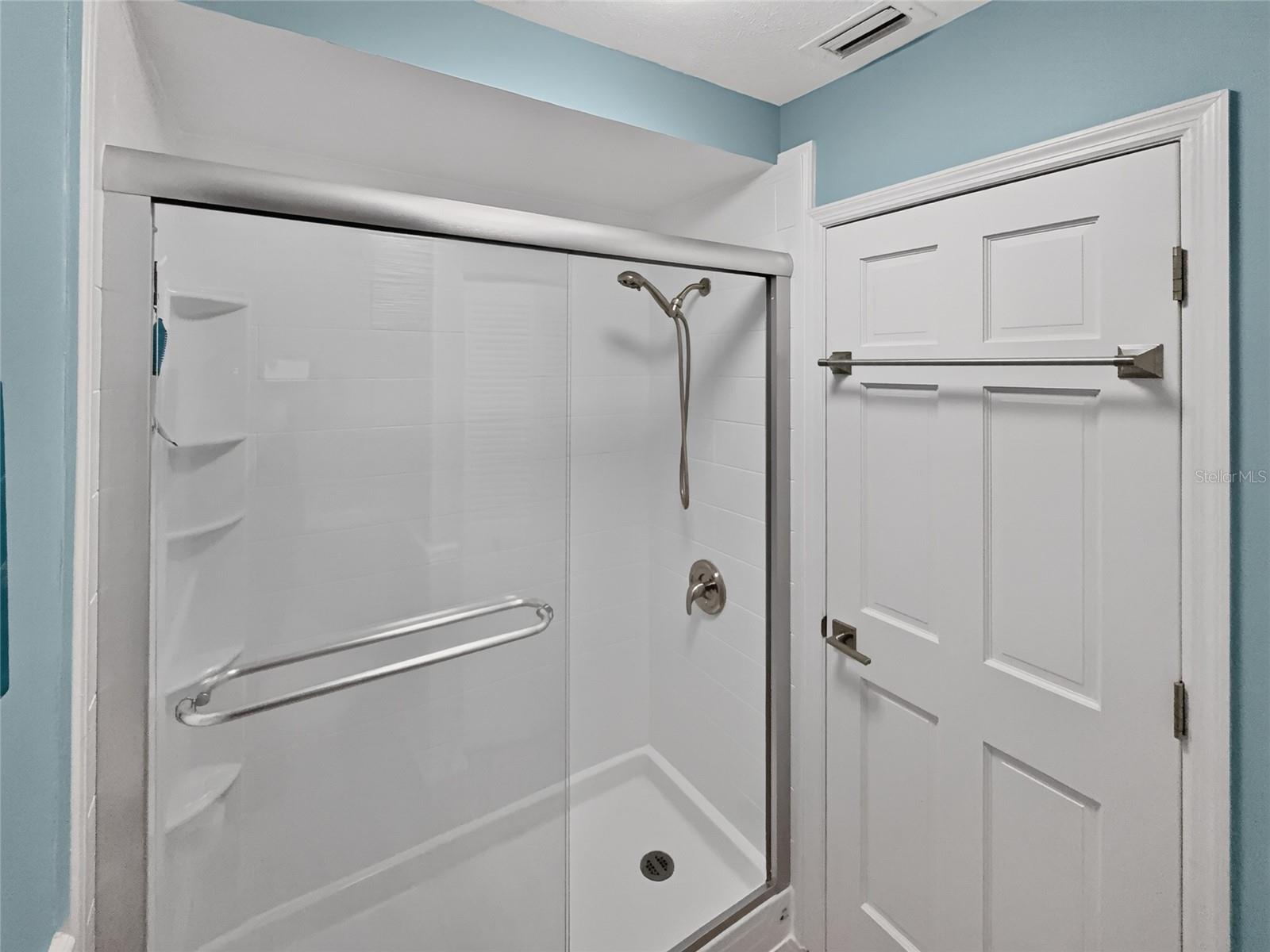 WESTCHESTER LAKE CONDO - Residential