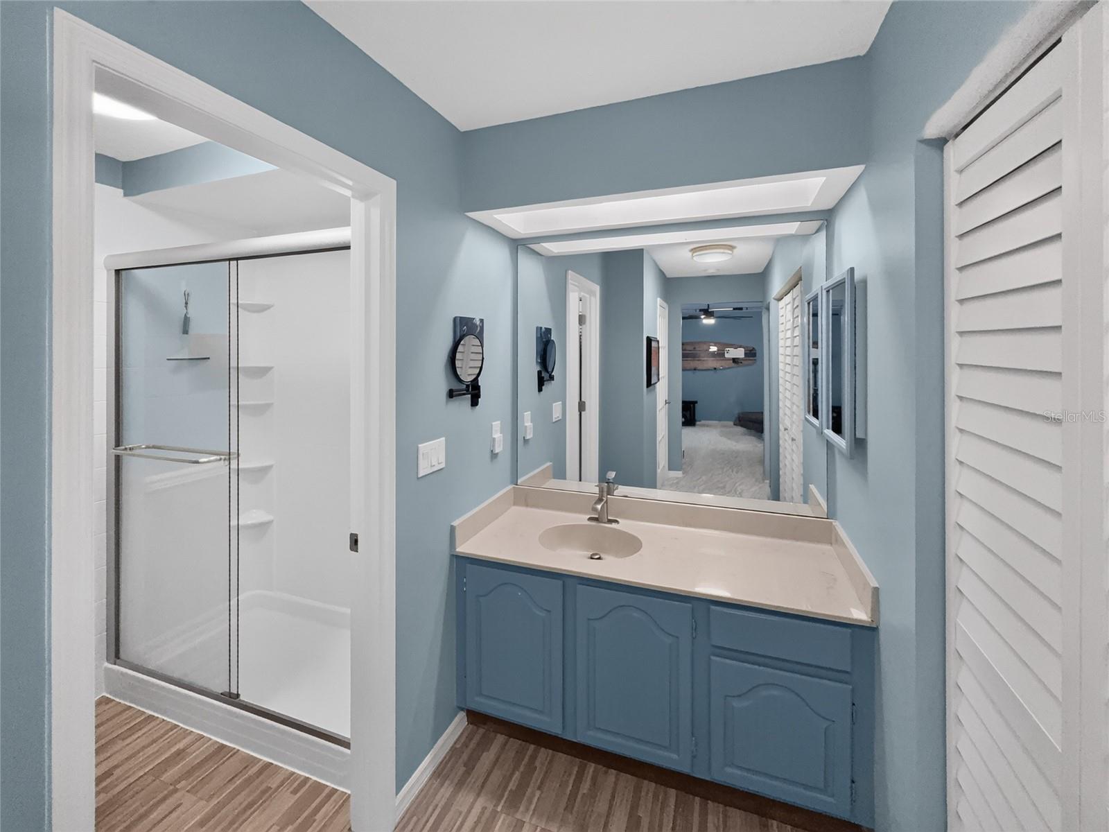 WESTCHESTER LAKE CONDO - Residential