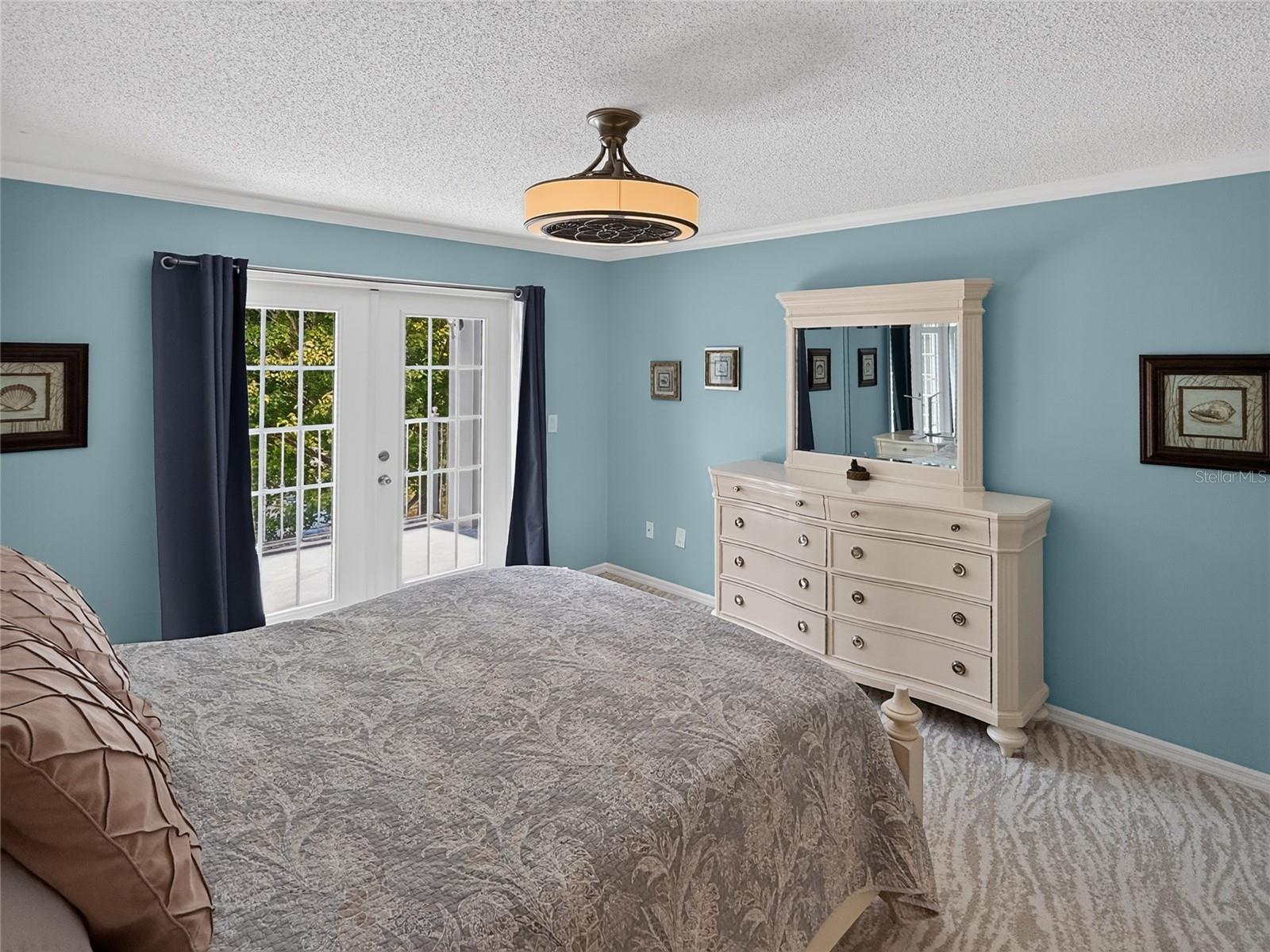 WESTCHESTER LAKE CONDO - Residential