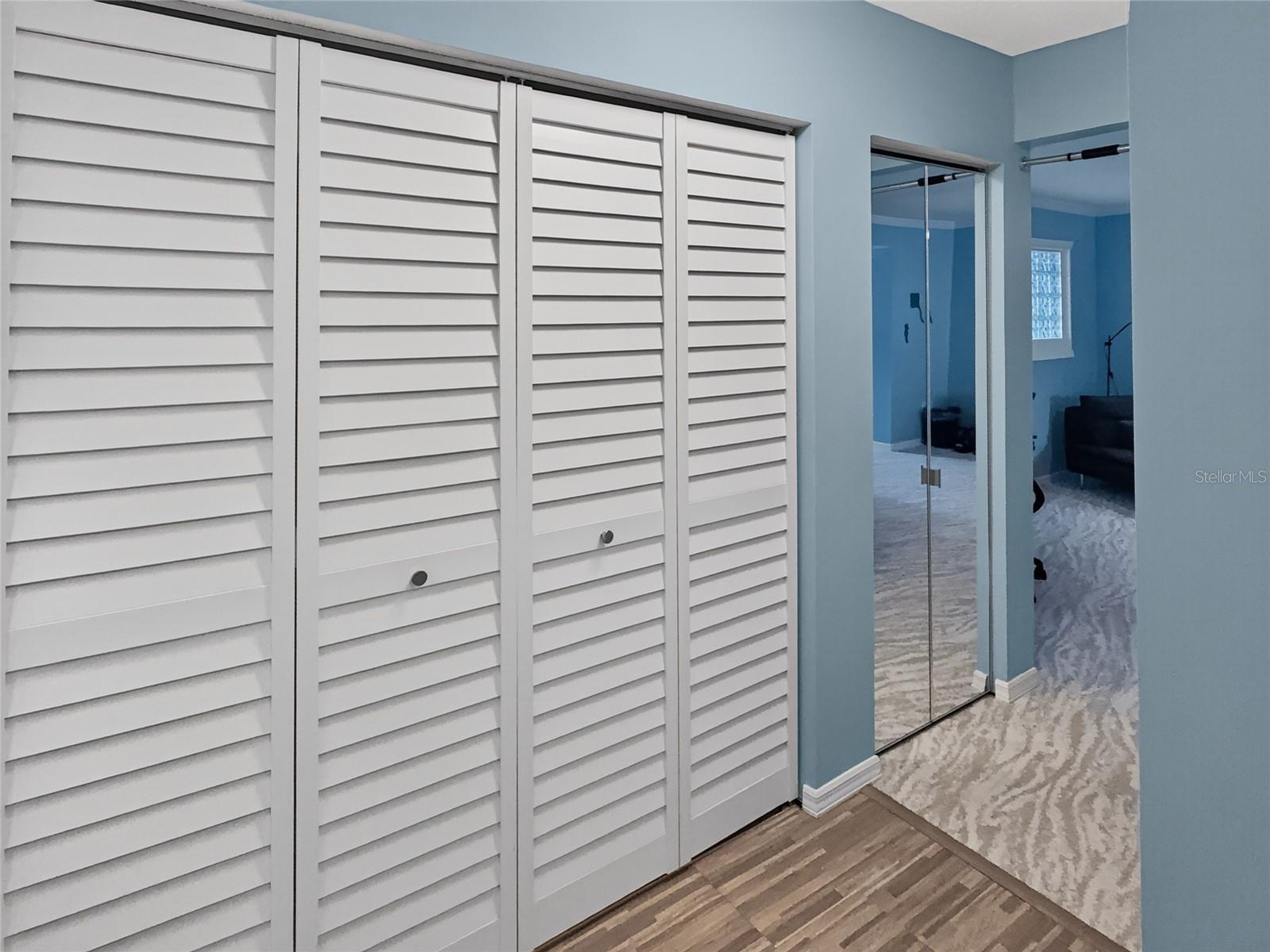 WESTCHESTER LAKE CONDO - Residential