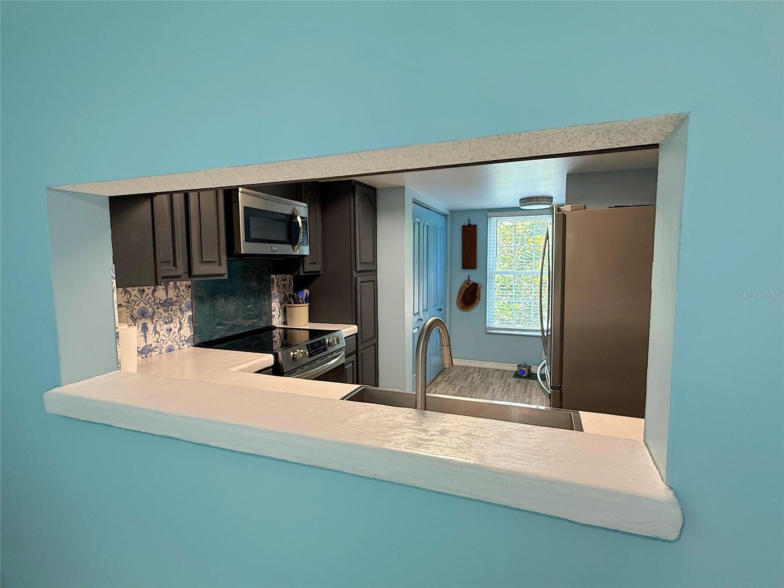 WESTCHESTER LAKE CONDO - Residential