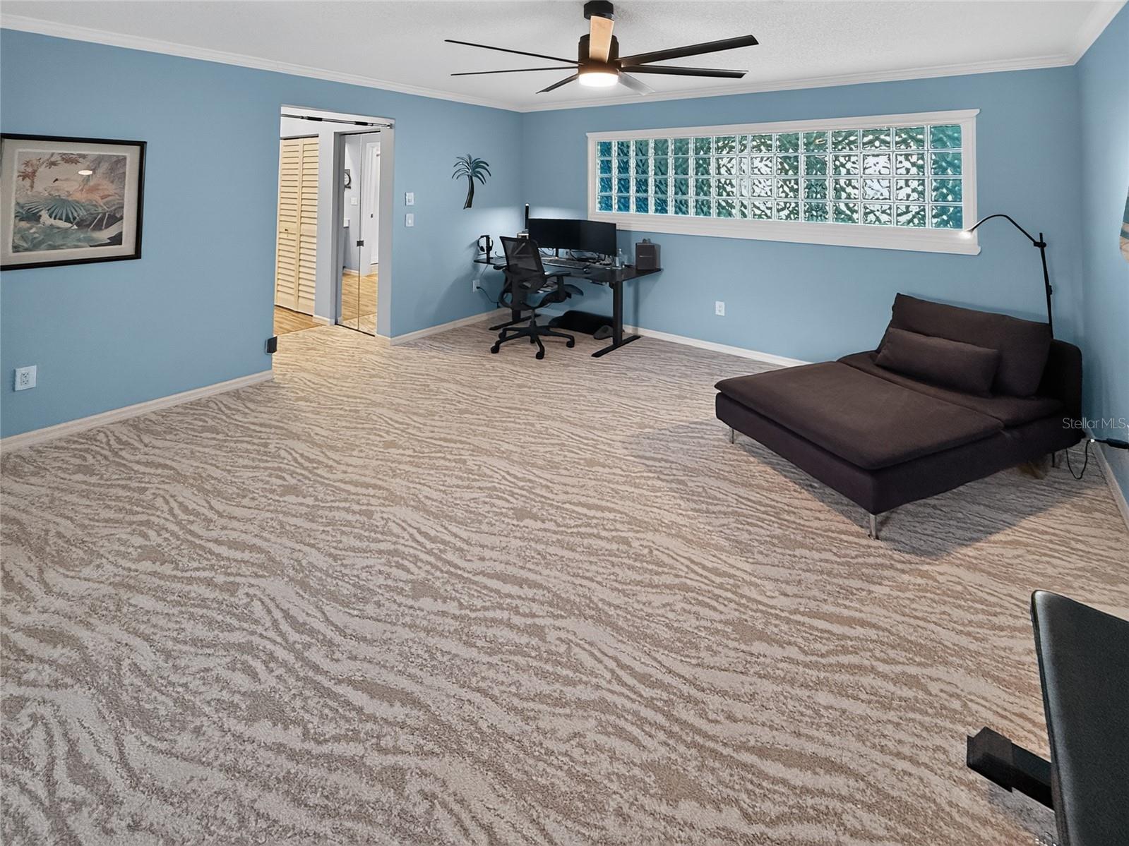 WESTCHESTER LAKE CONDO - Residential