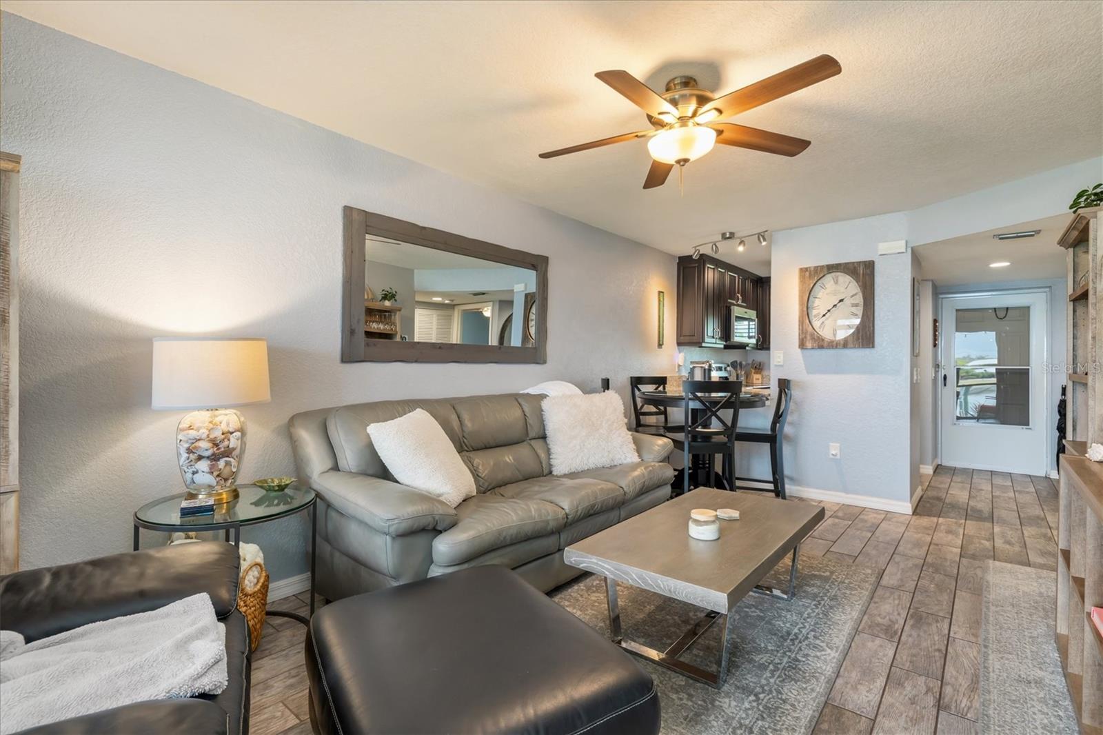 LYME TERRACE PH 03 - Residential