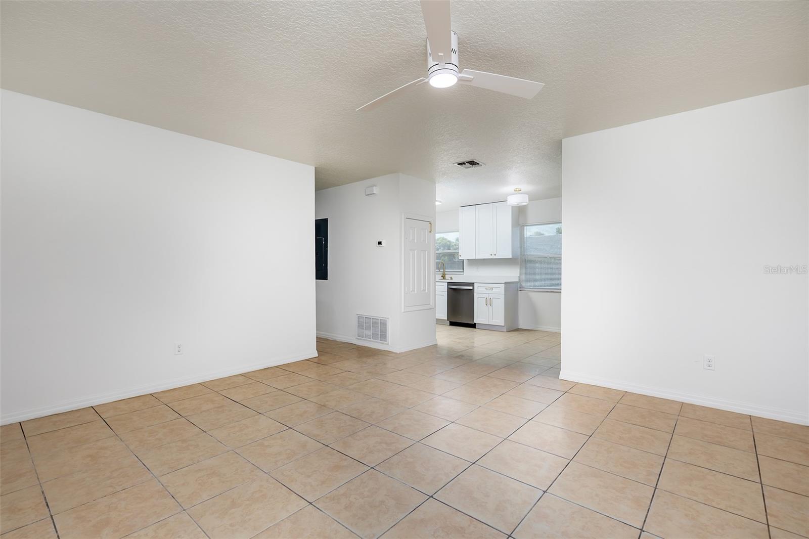 IVANHOE ESTATES - Residential