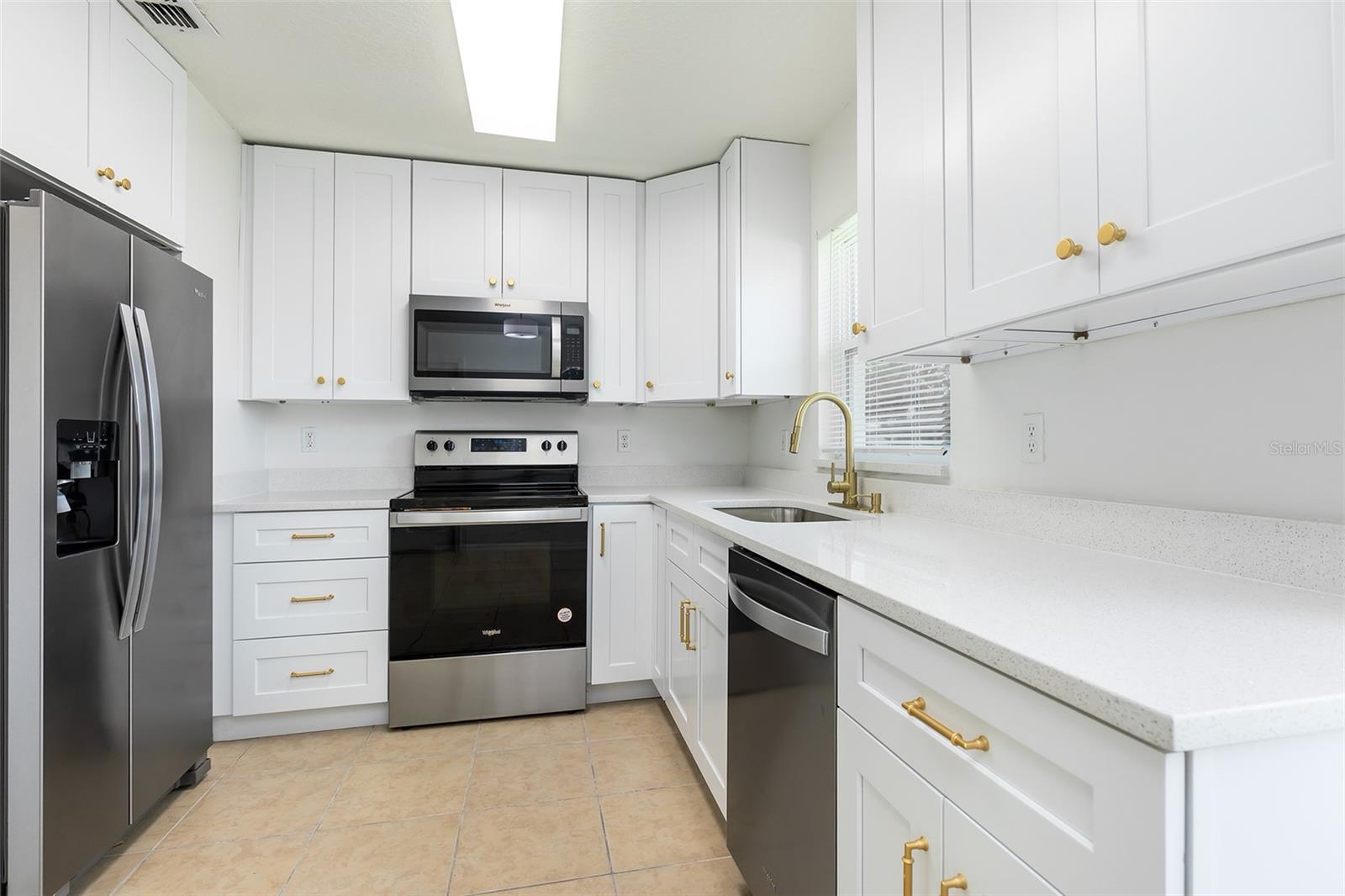 IVANHOE ESTATES - Residential