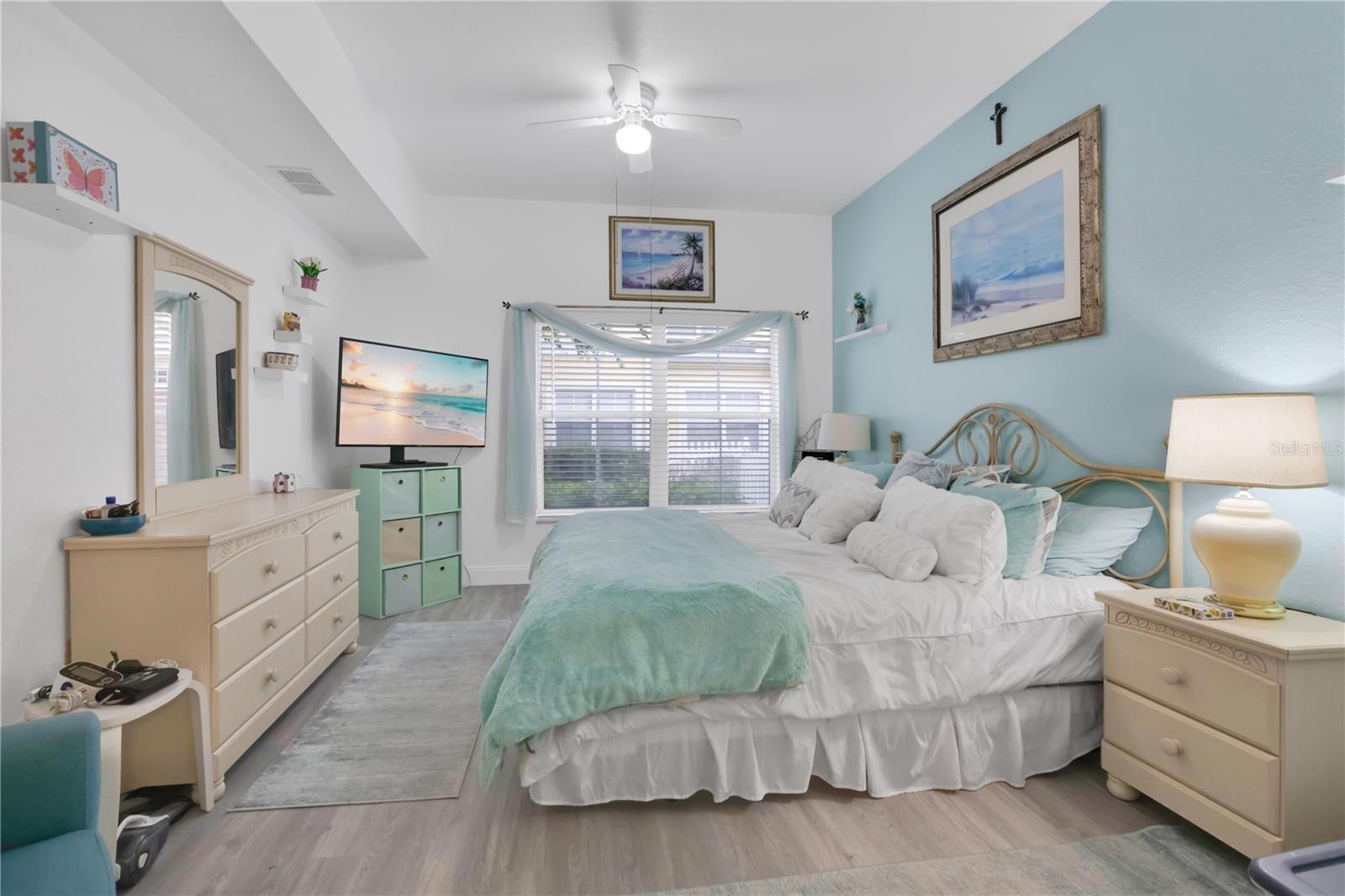 VENETIAN BAY VILLAGE CONDO PH 3 - Residential