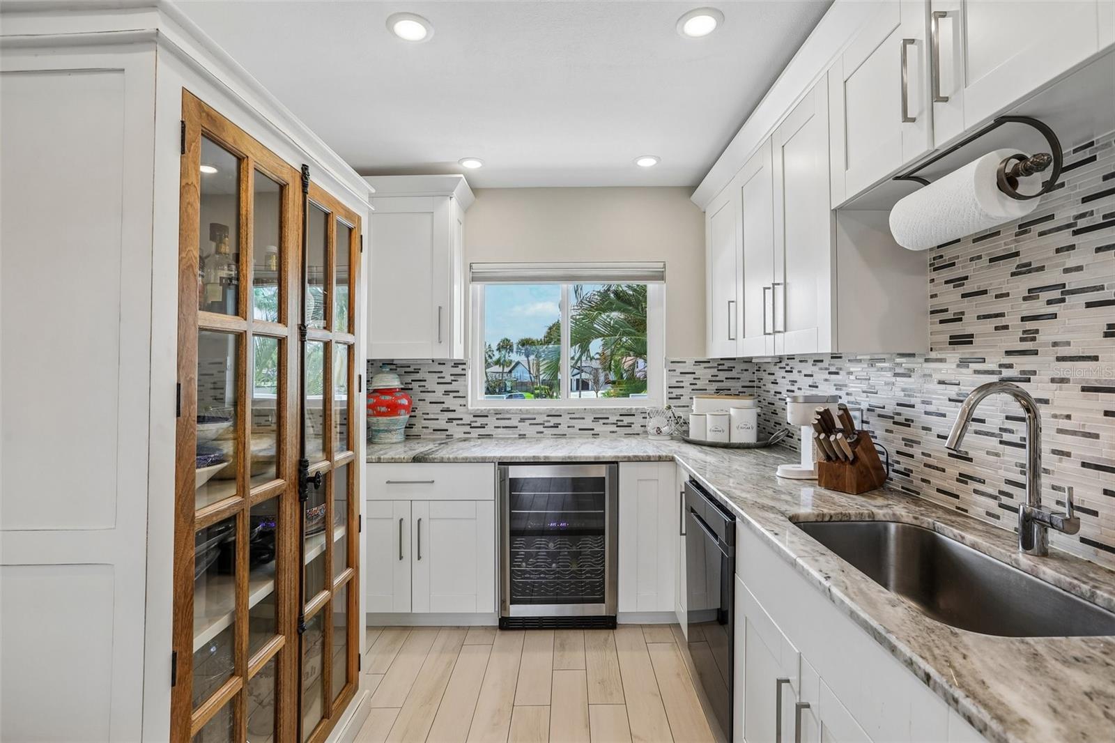SEA ISLAND NORTH 3 CONDO - Residential