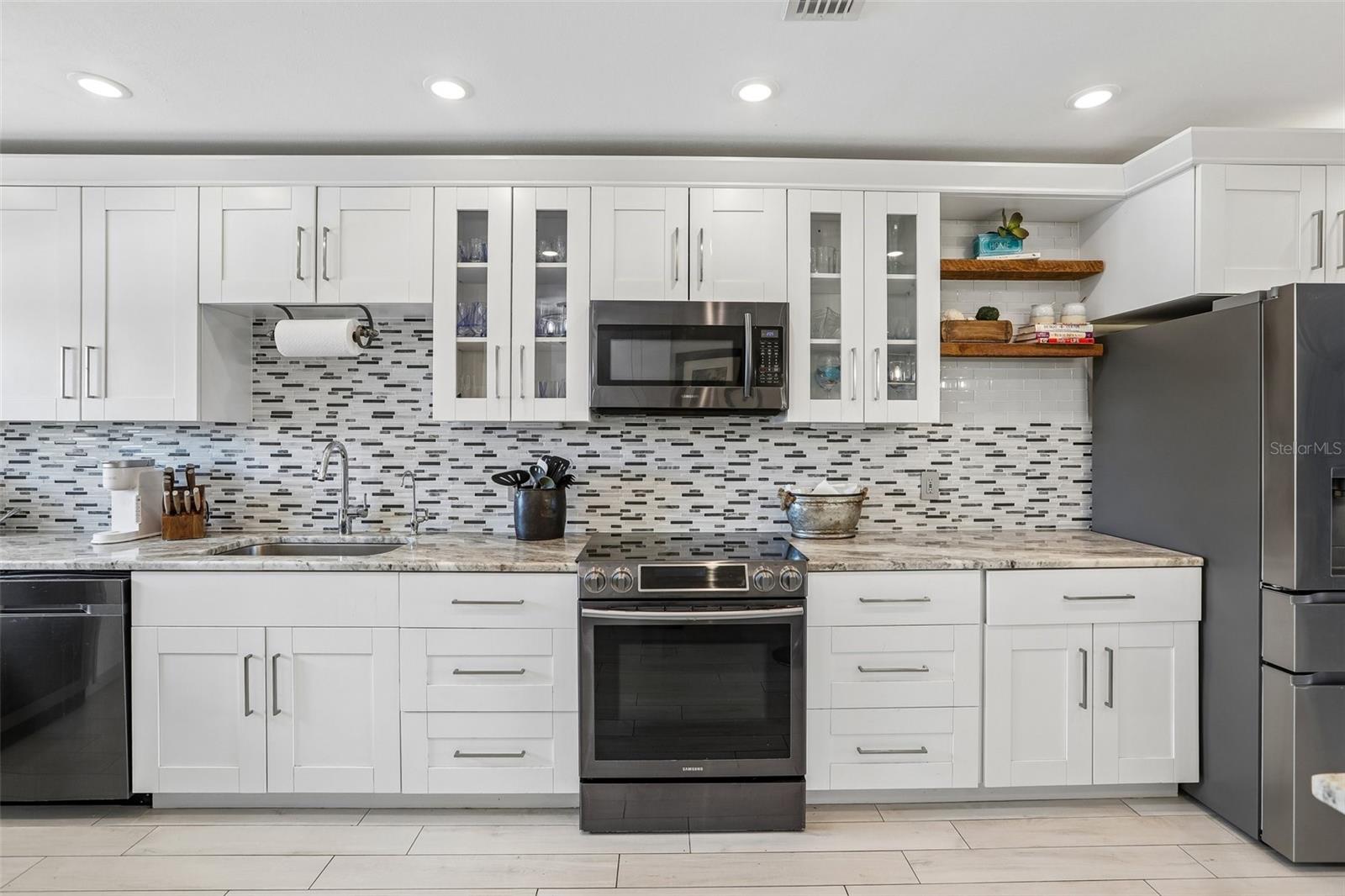 SEA ISLAND NORTH 3 CONDO - Residential