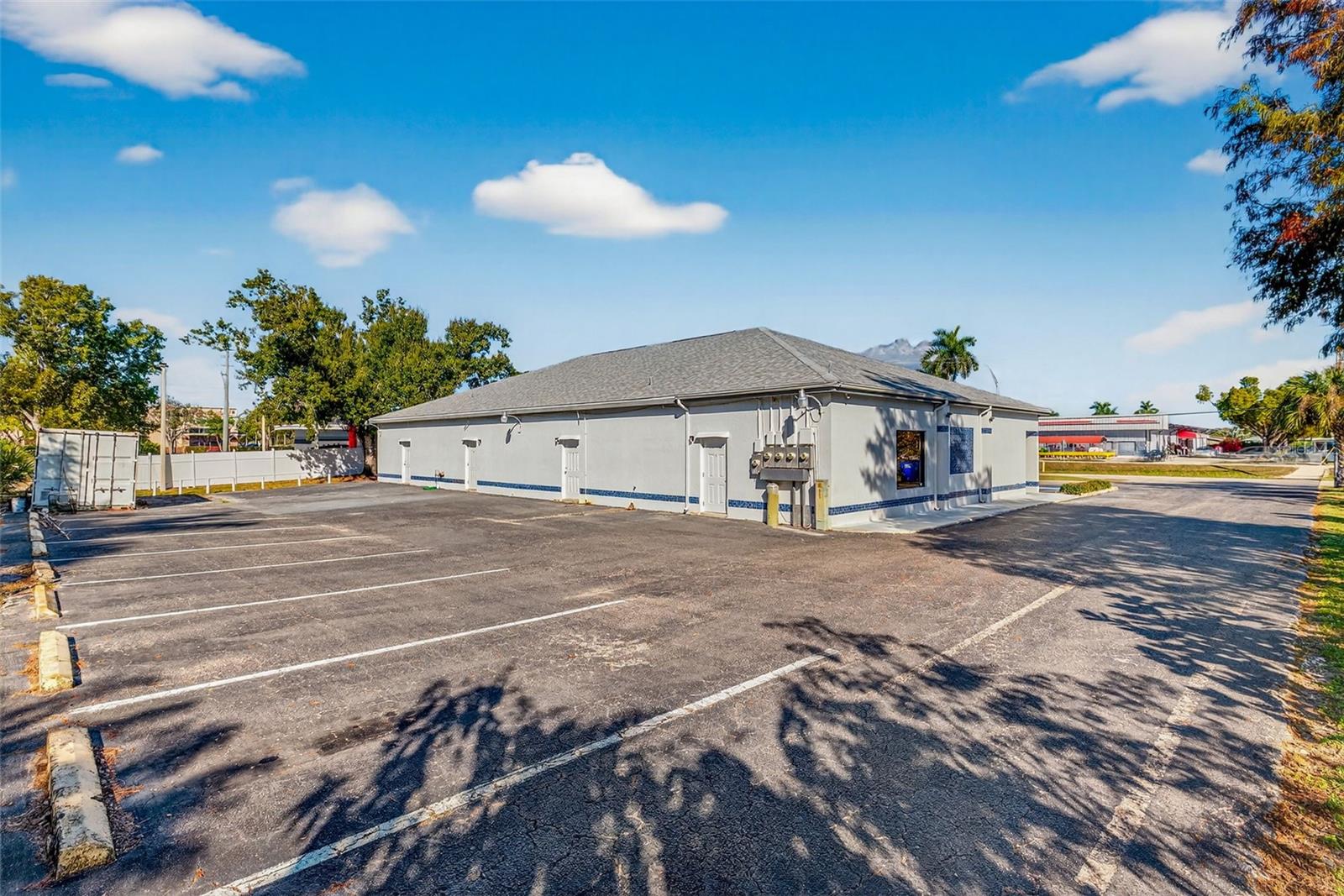 PROGRESSIVE OIL CO - Commercial Sale