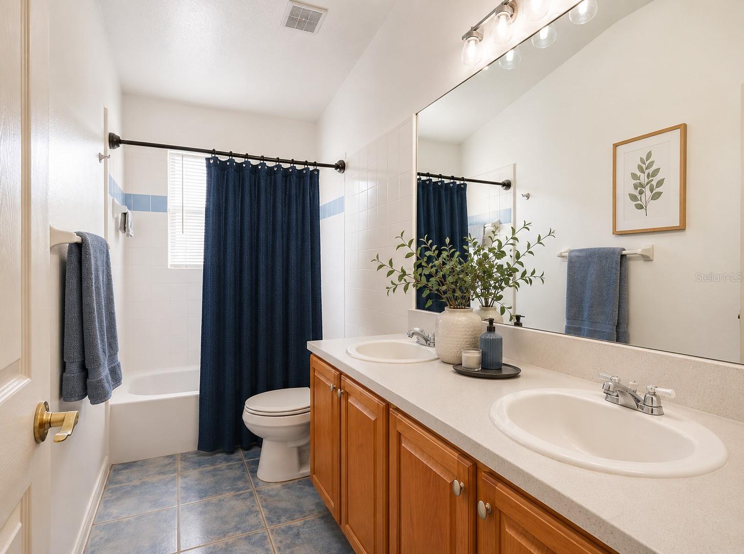 OAK HILL ESTATES - Residential