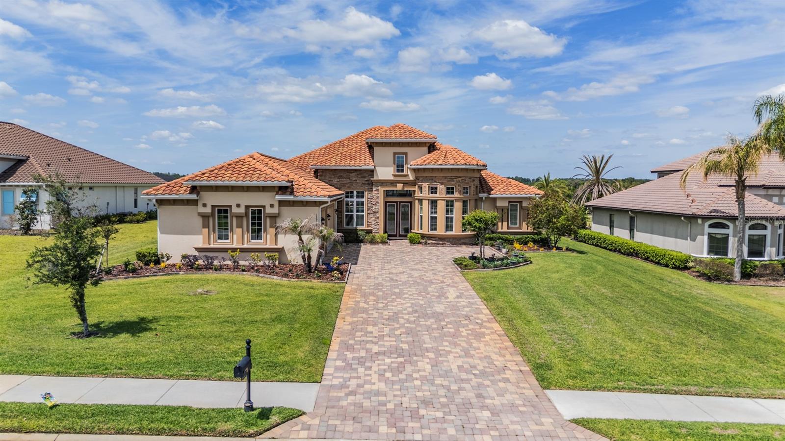 LAKE JOVITA GOLF & COUNTRY CLUB - Residential
