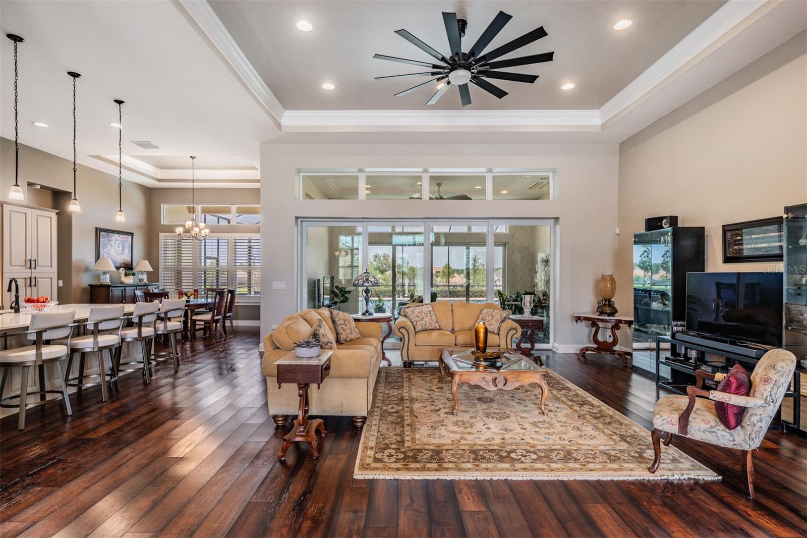 LAKE JOVITA GOLF & COUNTRY CLUB - Residential