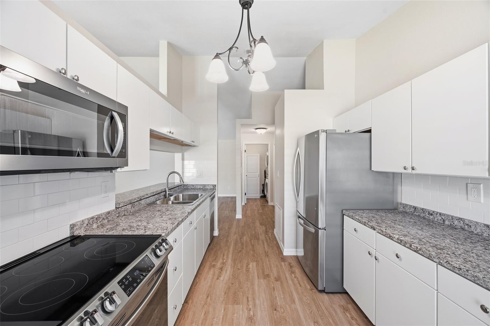 VILLAS OF LAKE ARBOR - Residential