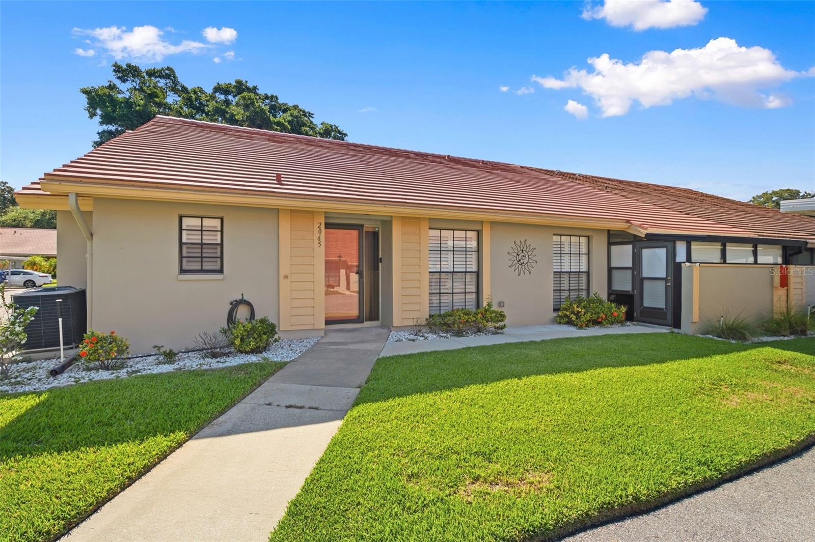 VILLAS OF LAKE ARBOR - Residential