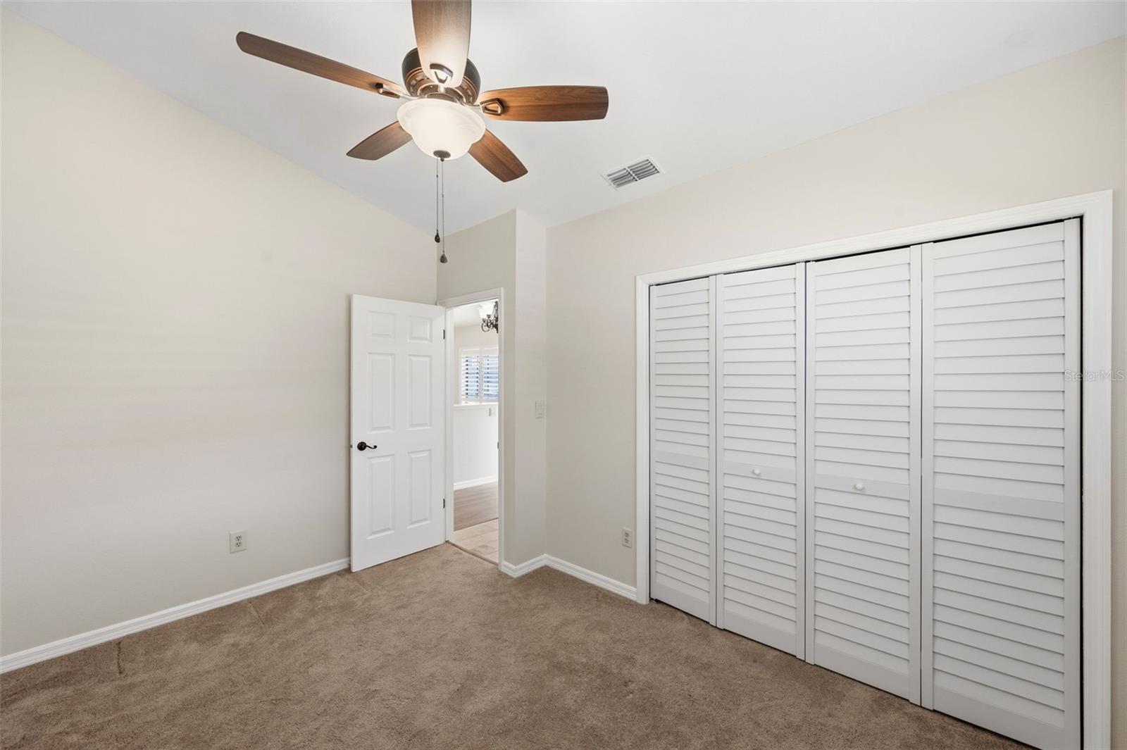 VILLAS OF LAKE ARBOR - Residential