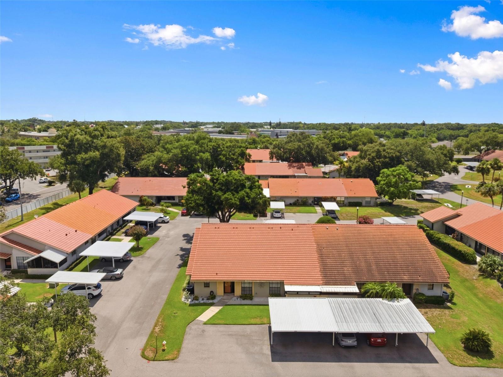 VILLAS OF LAKE ARBOR - Residential