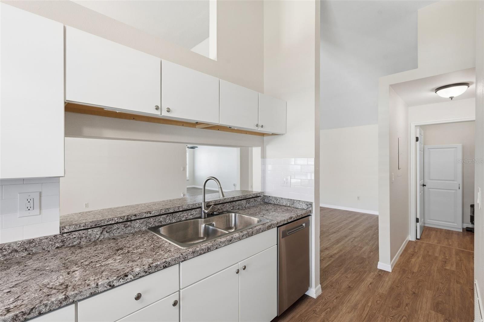 VILLAS OF LAKE ARBOR - Residential