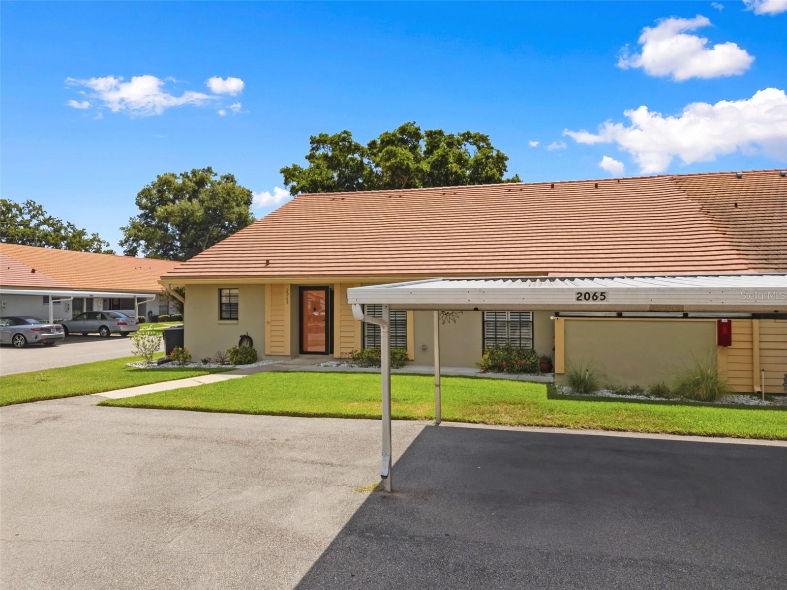 VILLAS OF LAKE ARBOR - Residential
