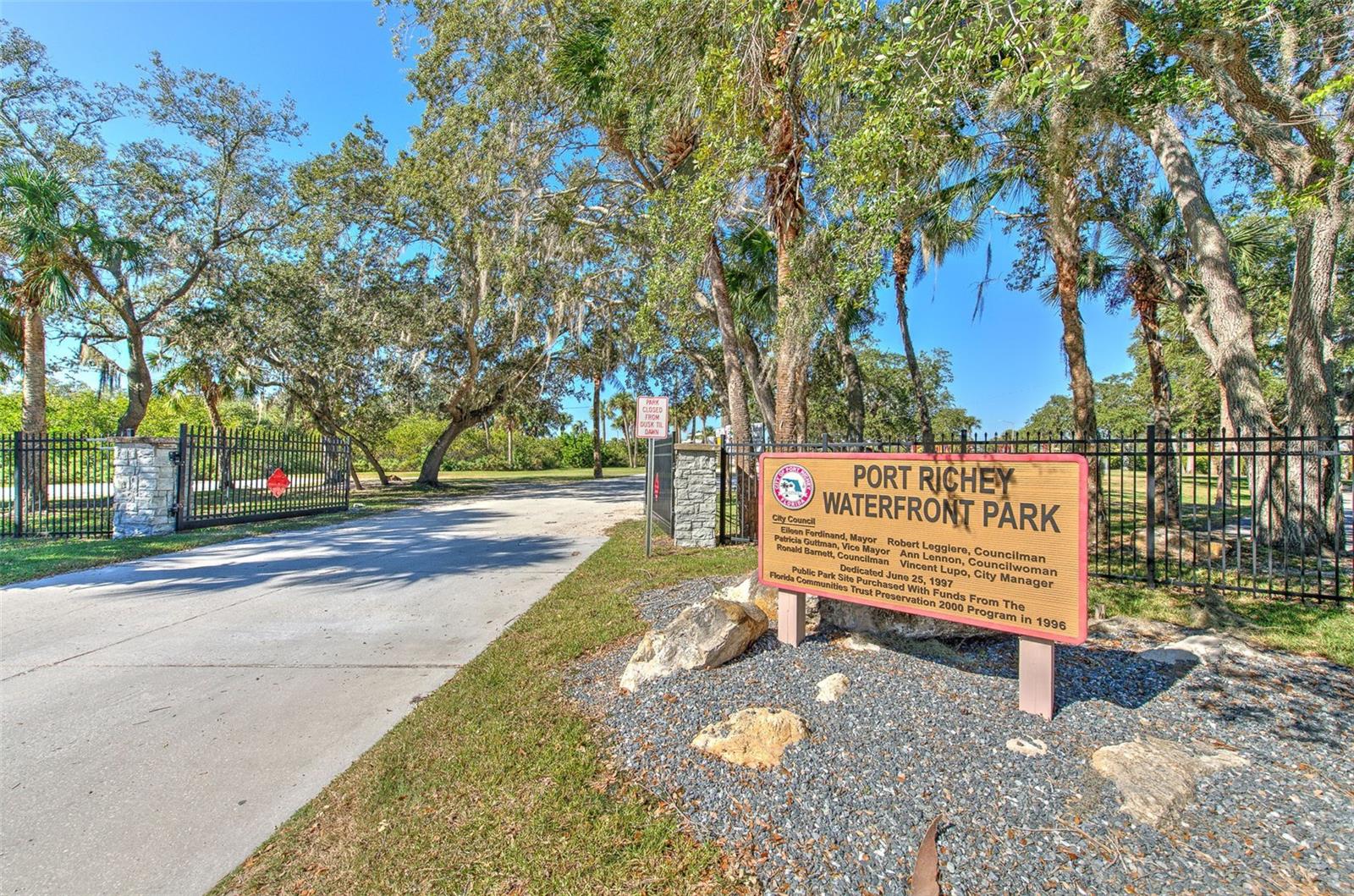 RICHEY COVE - Residential