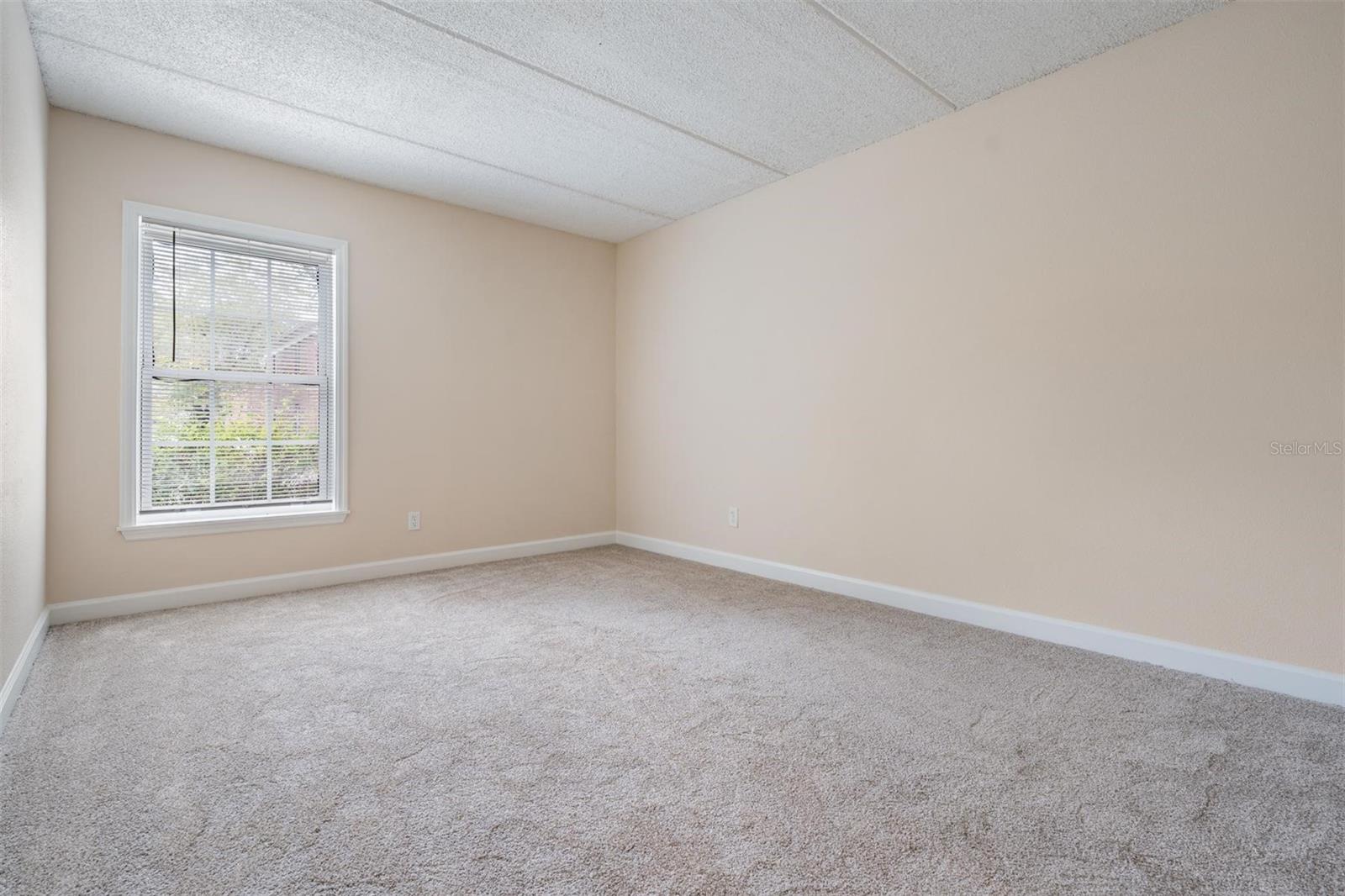 JAMESTOWN CONDO - Residential