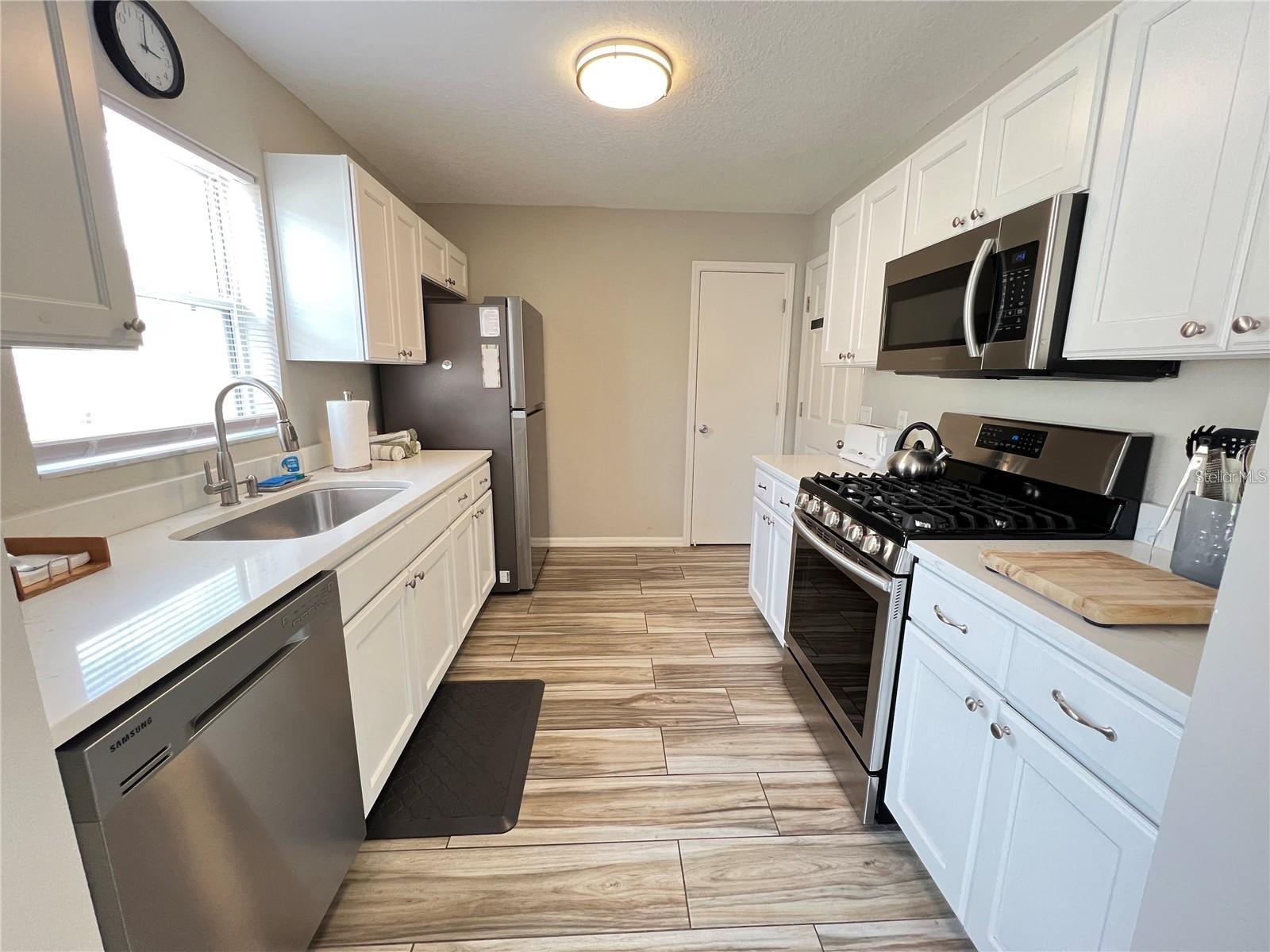 VILLAGES OF SUMTER VILLA SAN LEANDRO - Residential Lease