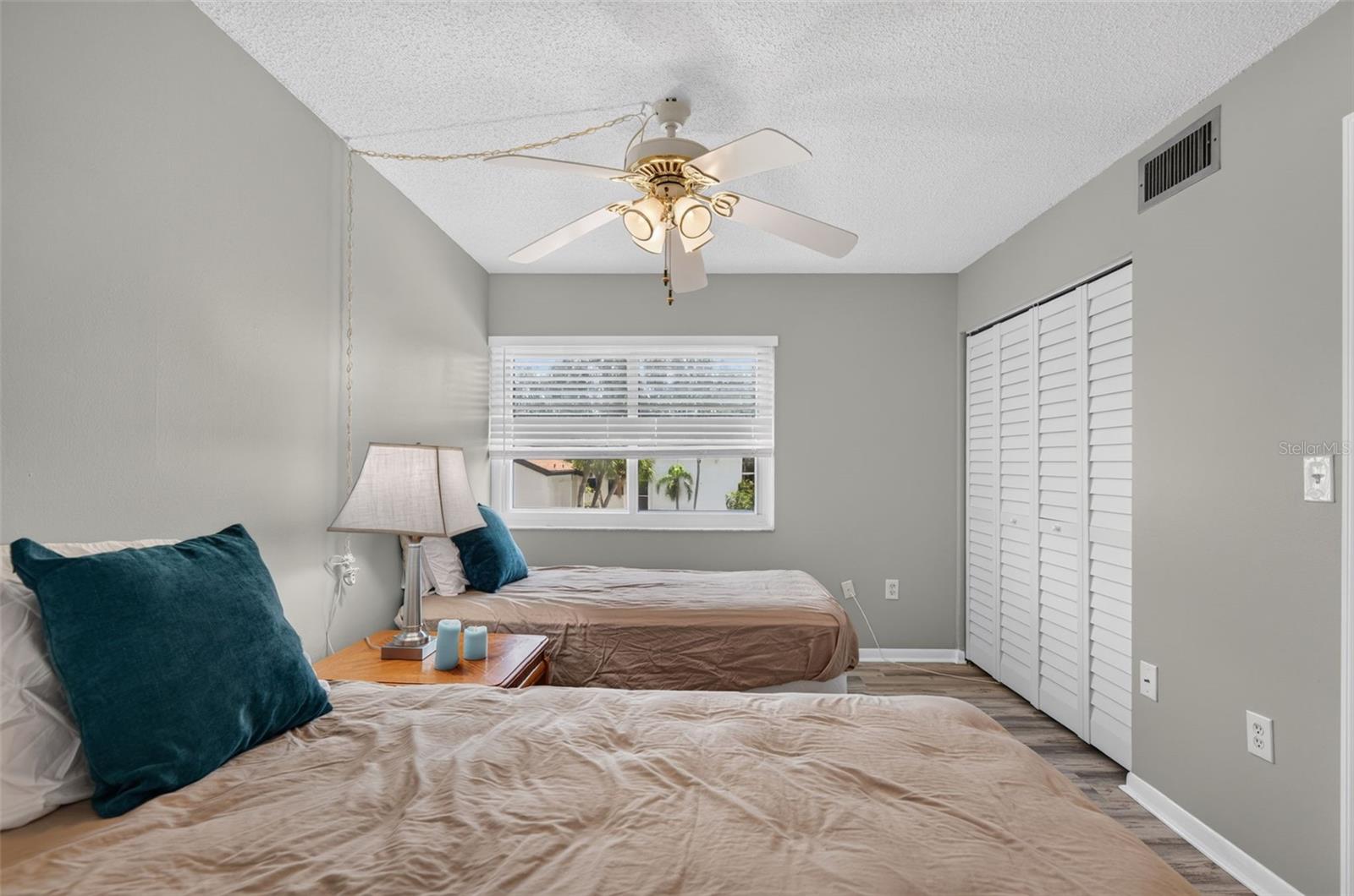 CHATEAU BELLEAIR CONDO - Residential