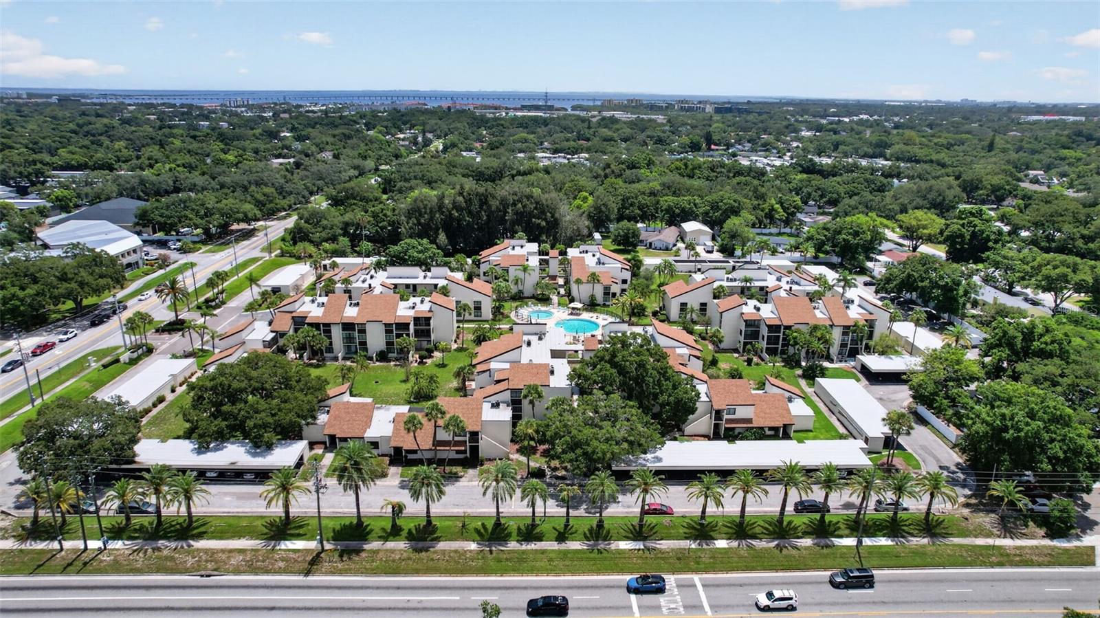 CHATEAU BELLEAIR CONDO - Residential