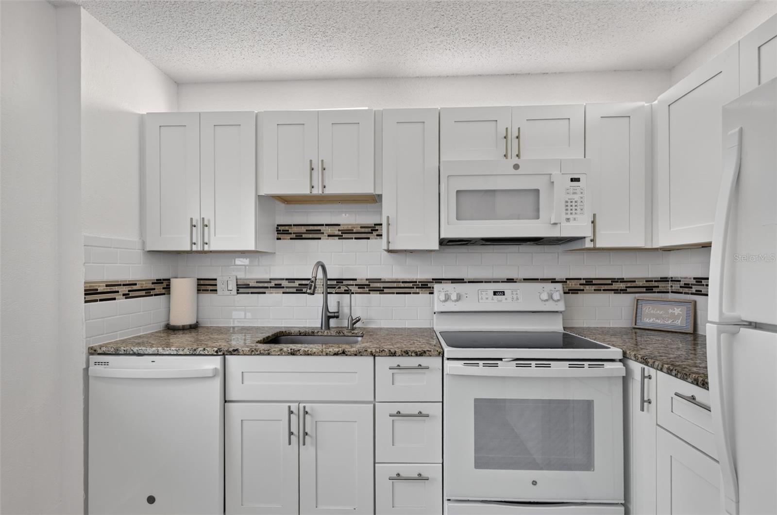 CHATEAU BELLEAIR CONDO - Residential