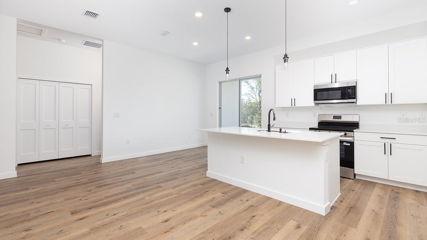 CITRUS SPGS UNIT 08 - Residential