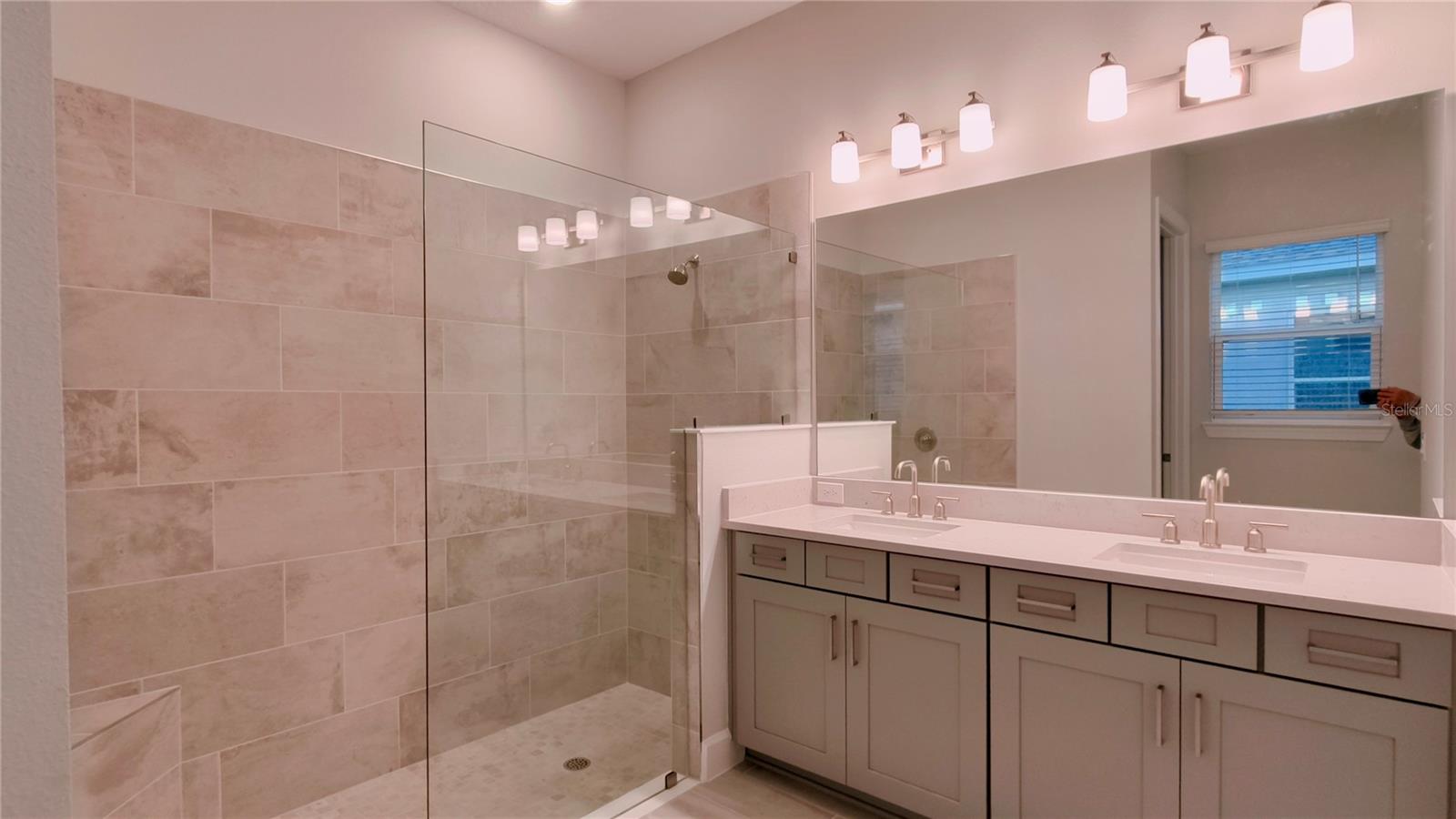 WESTVIEW POD B NEIGHBORHOOD 5 PH 1 - Residential Lease