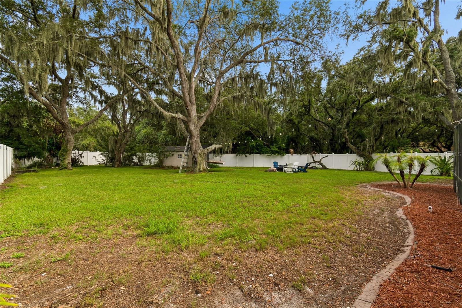 CREEK VIEW - Residential