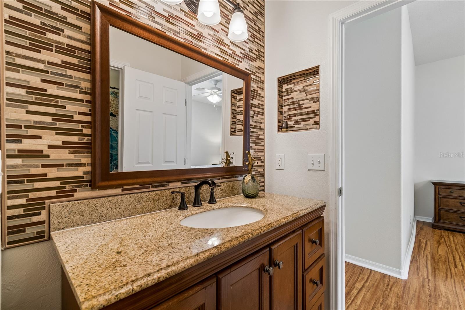 CREEK VIEW - Residential