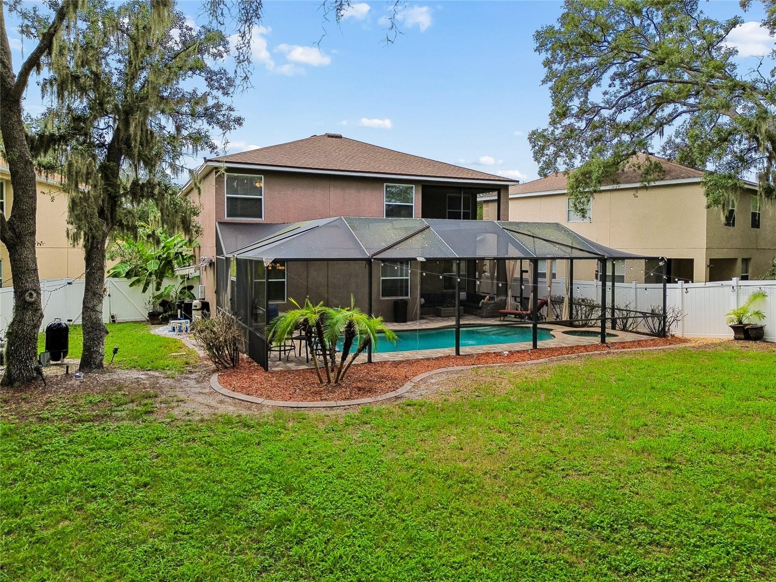 CREEK VIEW - Residential
