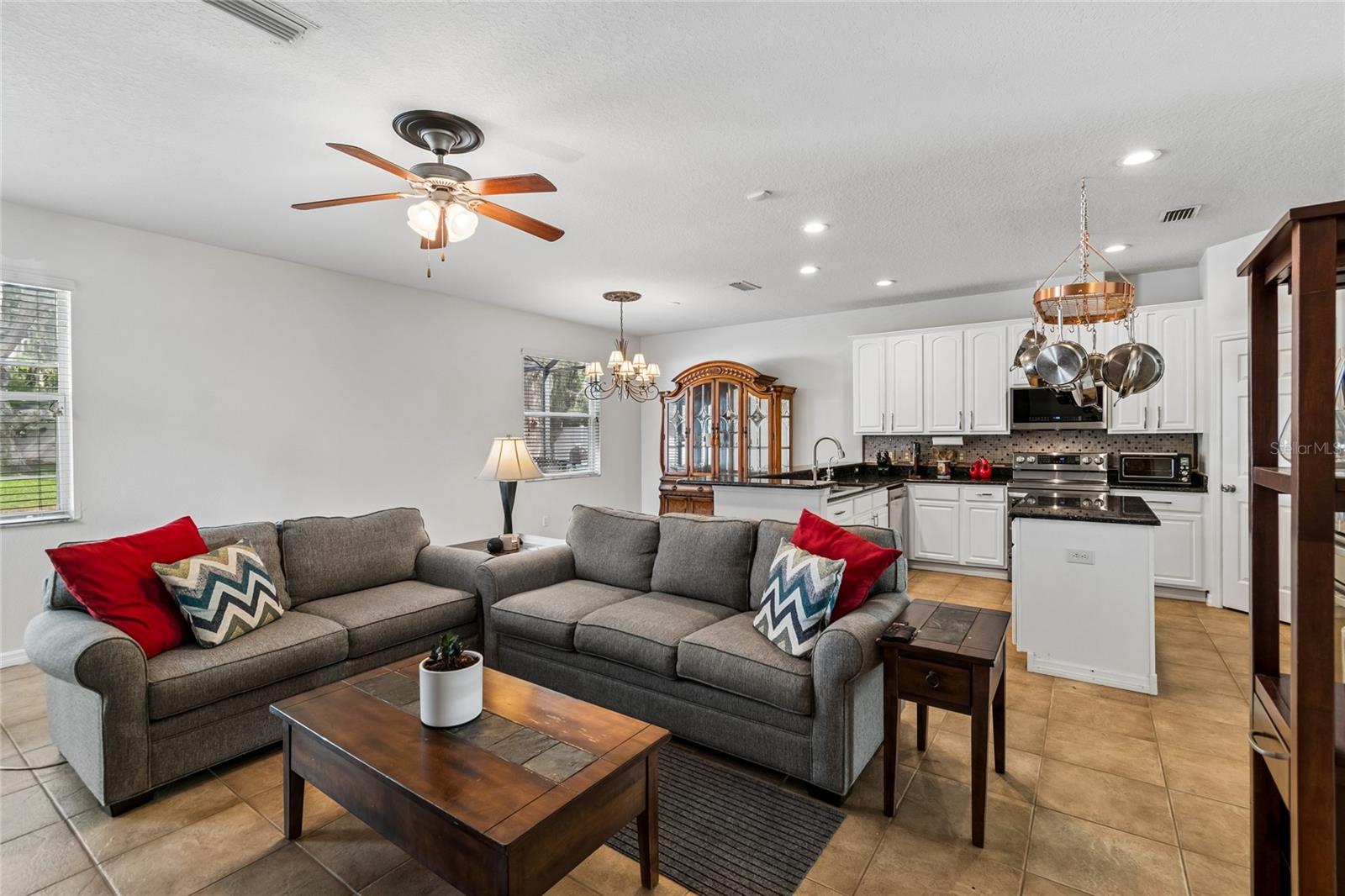 CREEK VIEW - Residential