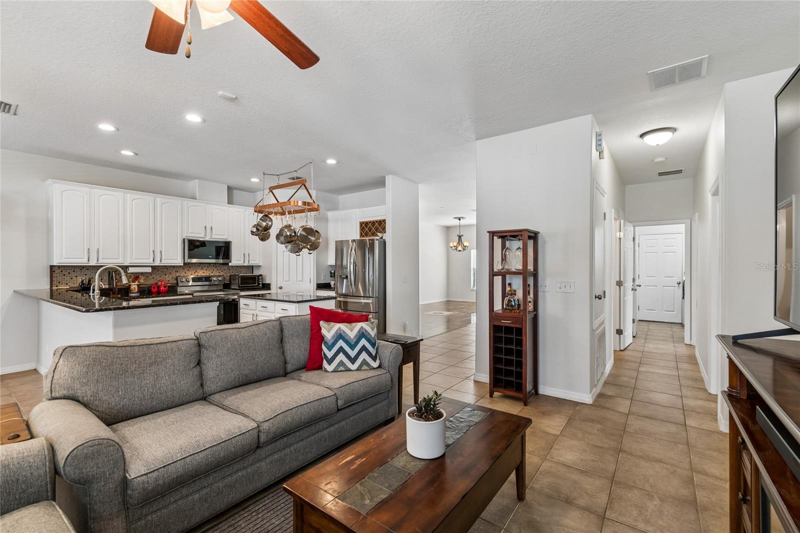 CREEK VIEW - Residential