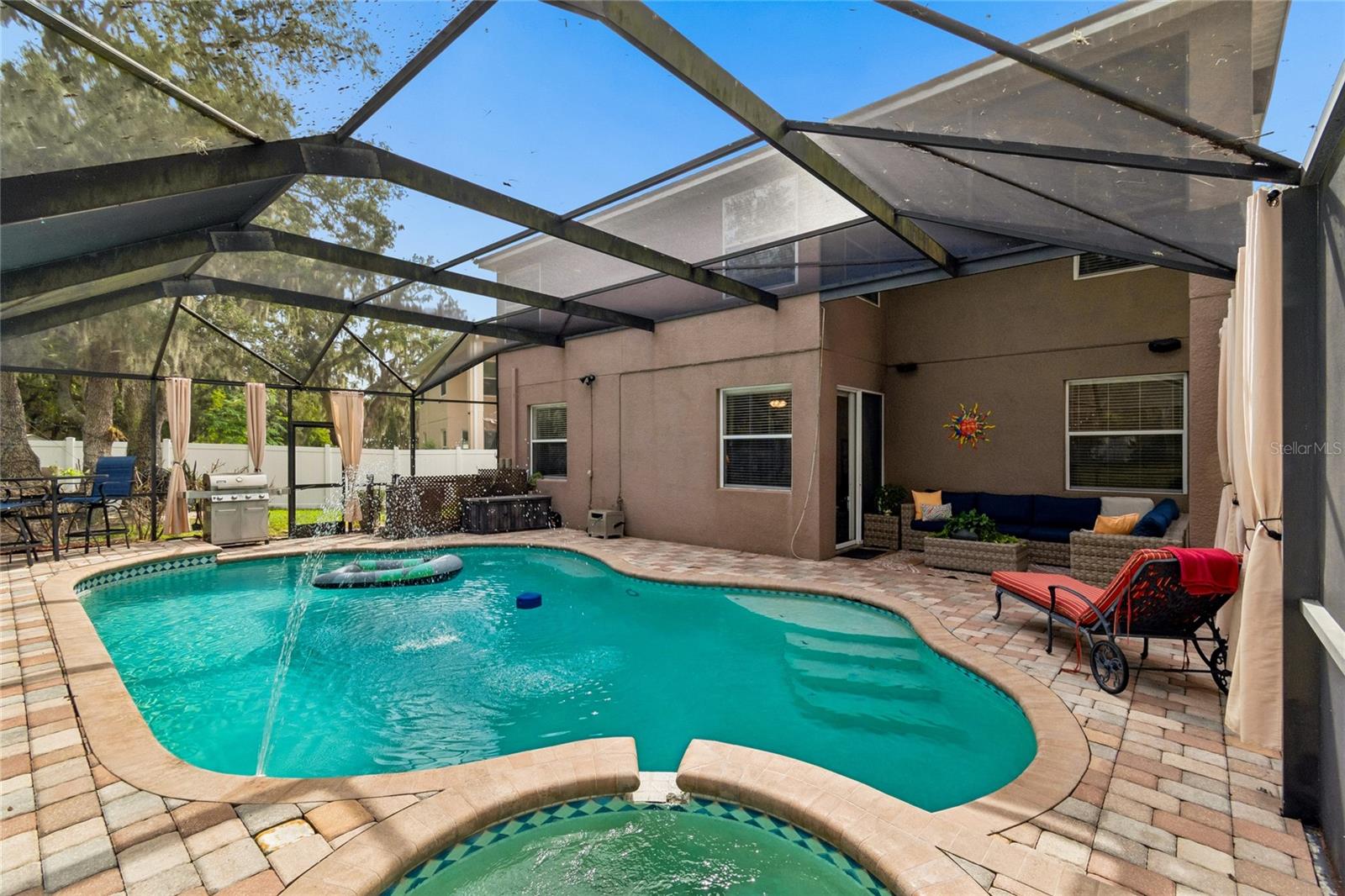 CREEK VIEW - Residential