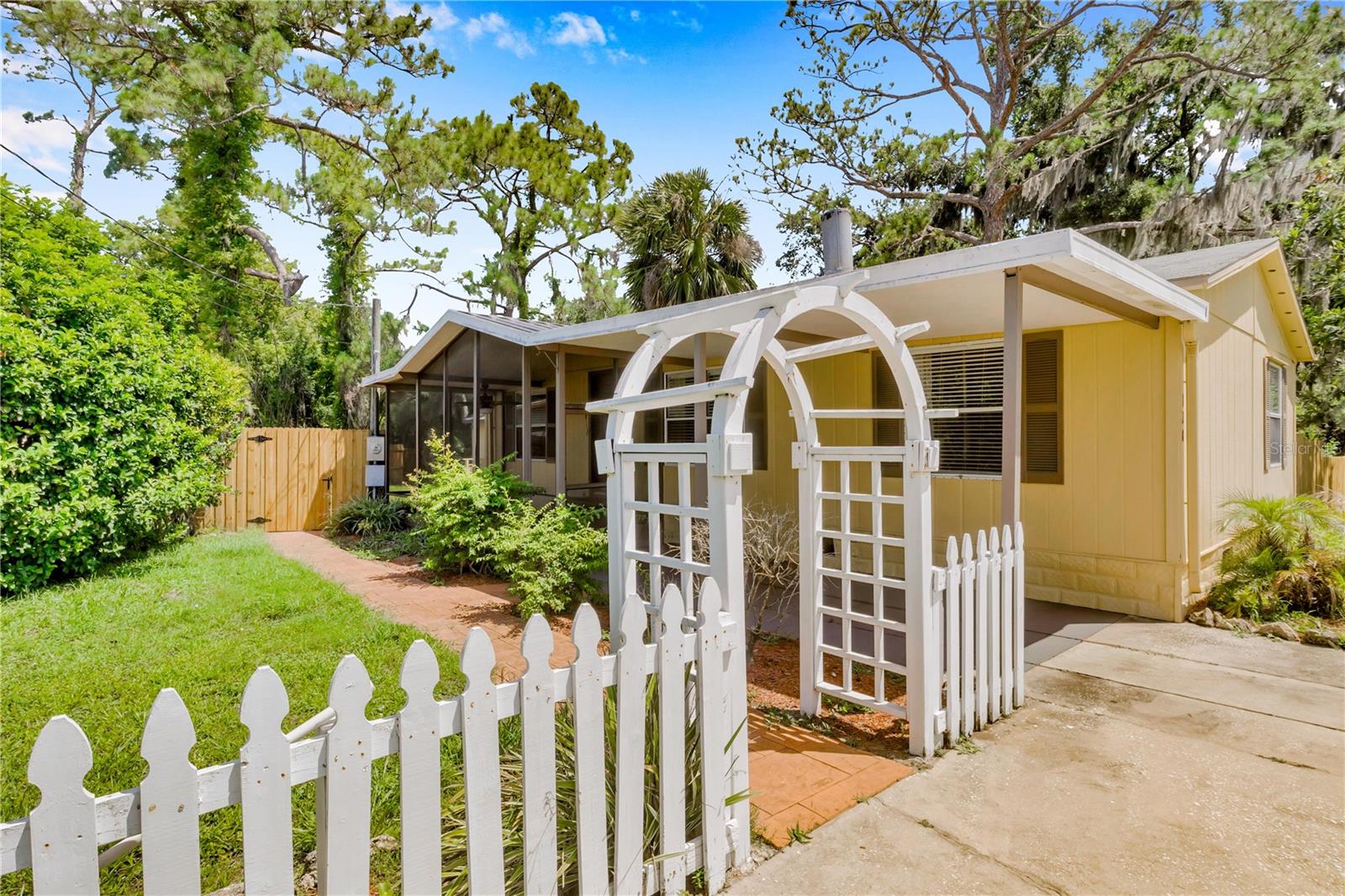ALLANDALE - Residential