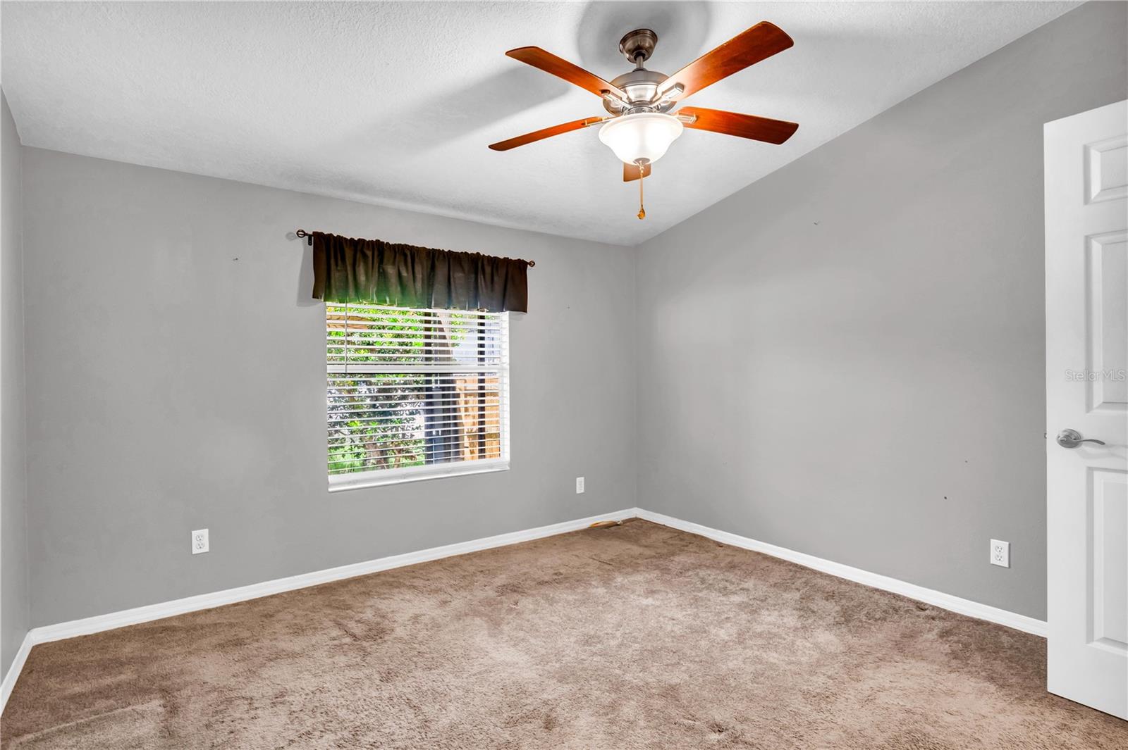 ALLANDALE - Residential