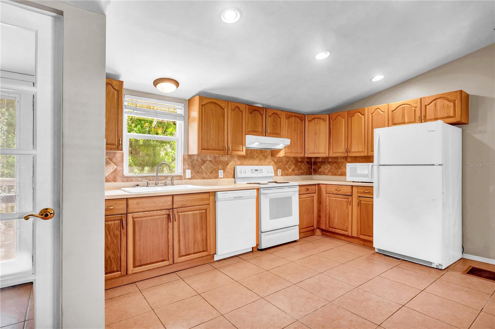 ALLANDALE - Residential
