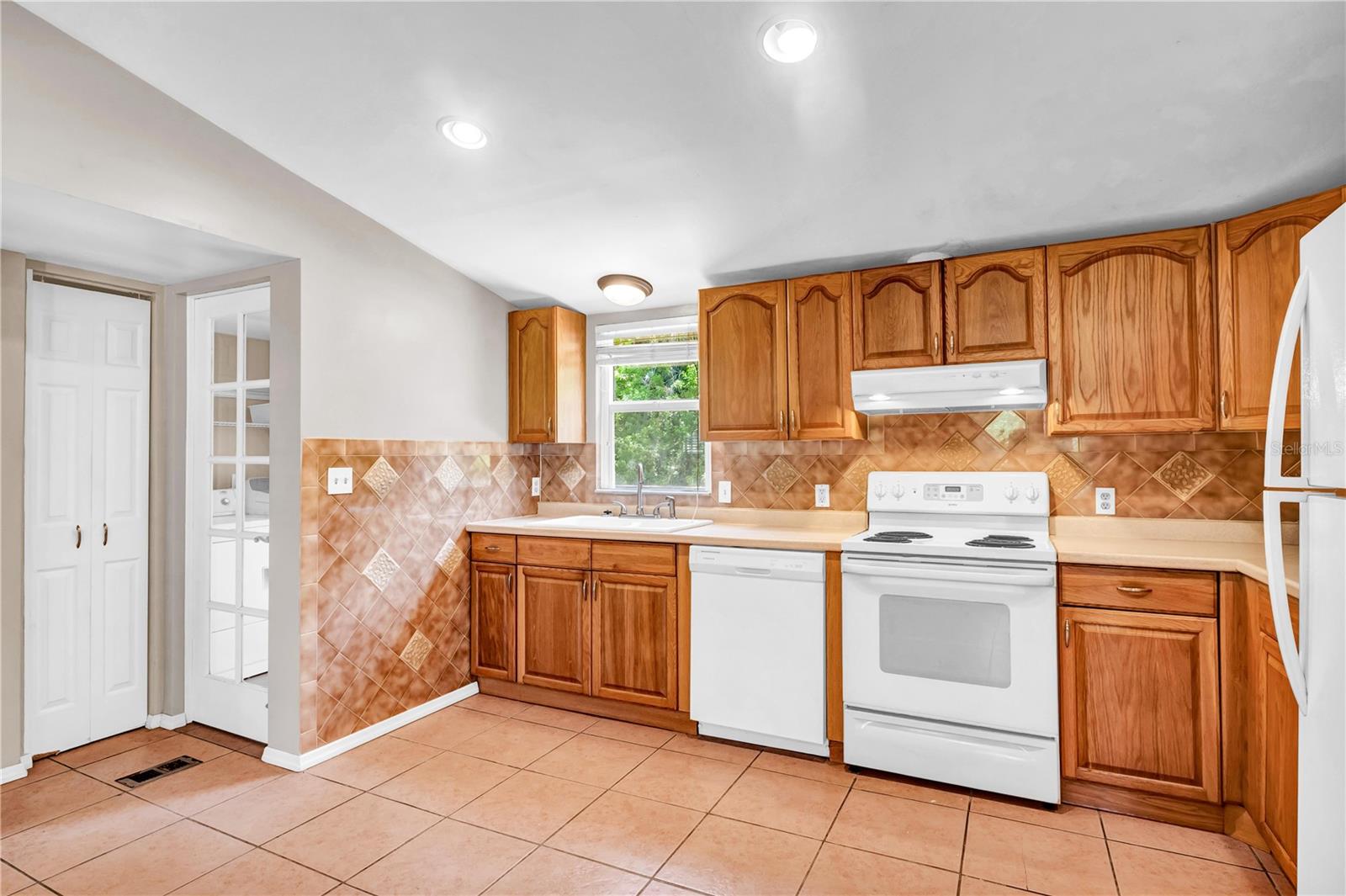 ALLANDALE - Residential