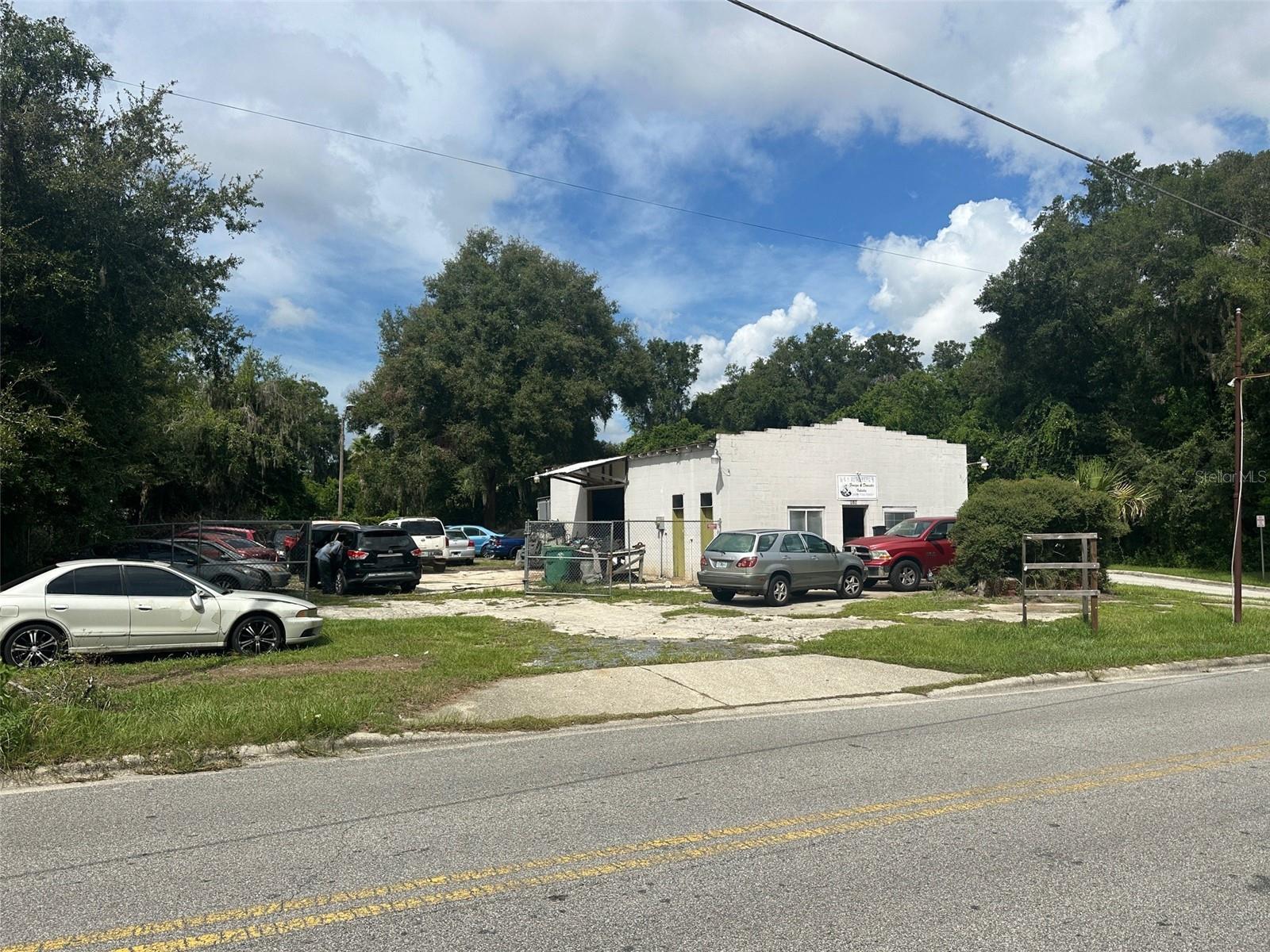 HUTCHINSONS - Commercial Sale