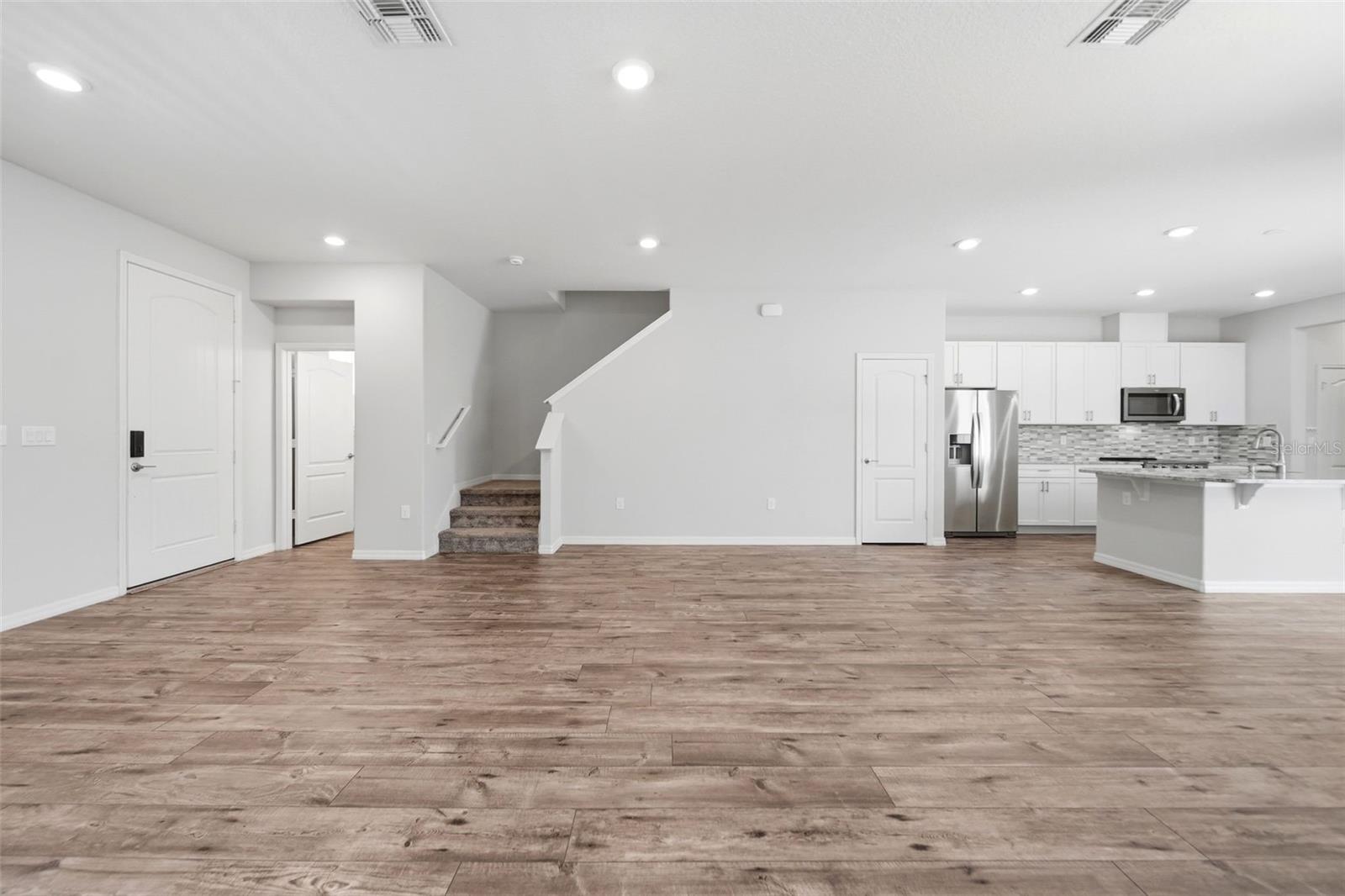 VINEYARDS/HORIZONS WEST PH 4 - Residential