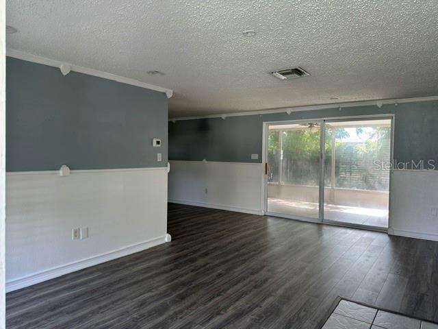 PALM TERRACE ESTATES - Residential