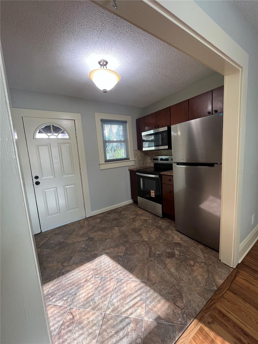 NORRIS SUB - Residential Lease