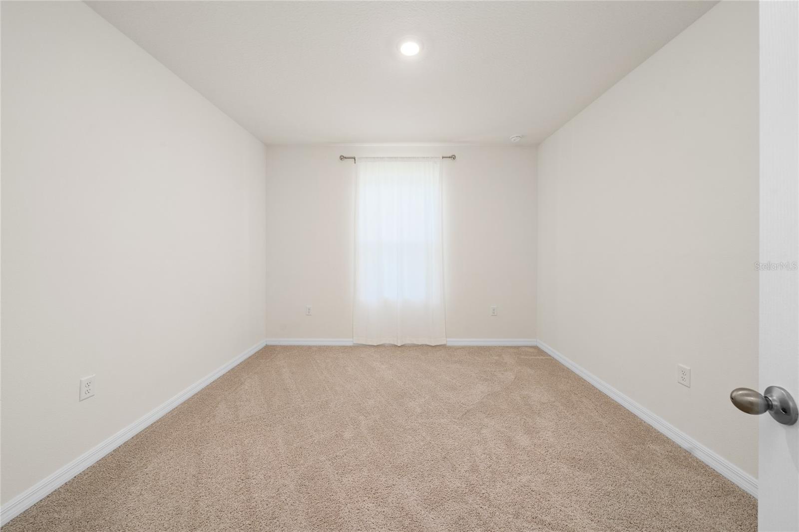 EDEN HILLS PH 2 - Residential Lease