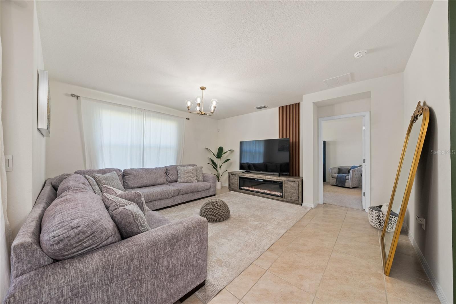 EDEN HILLS PH 2 - Residential Lease