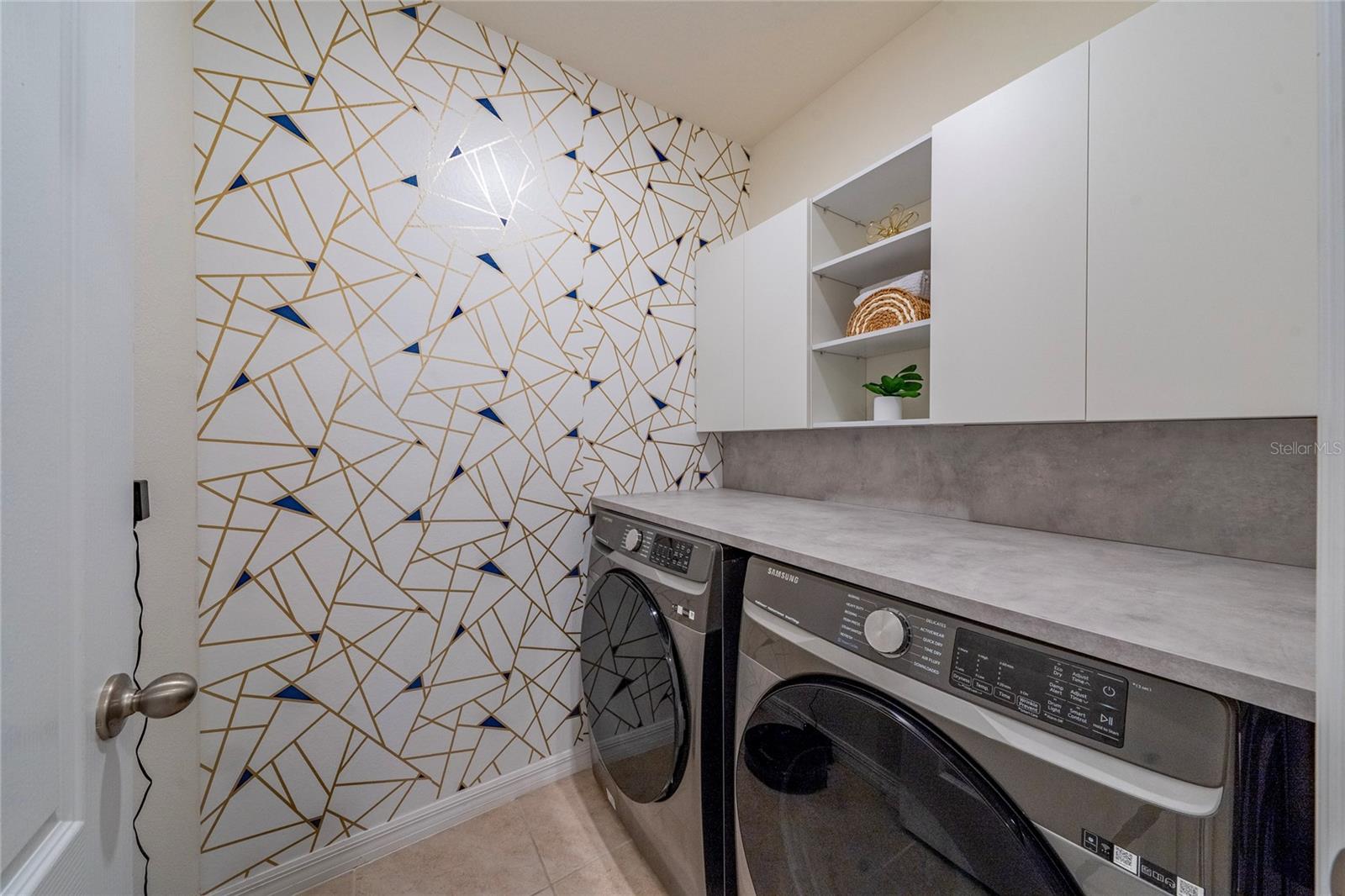 EDEN HILLS PH 2 - Residential Lease